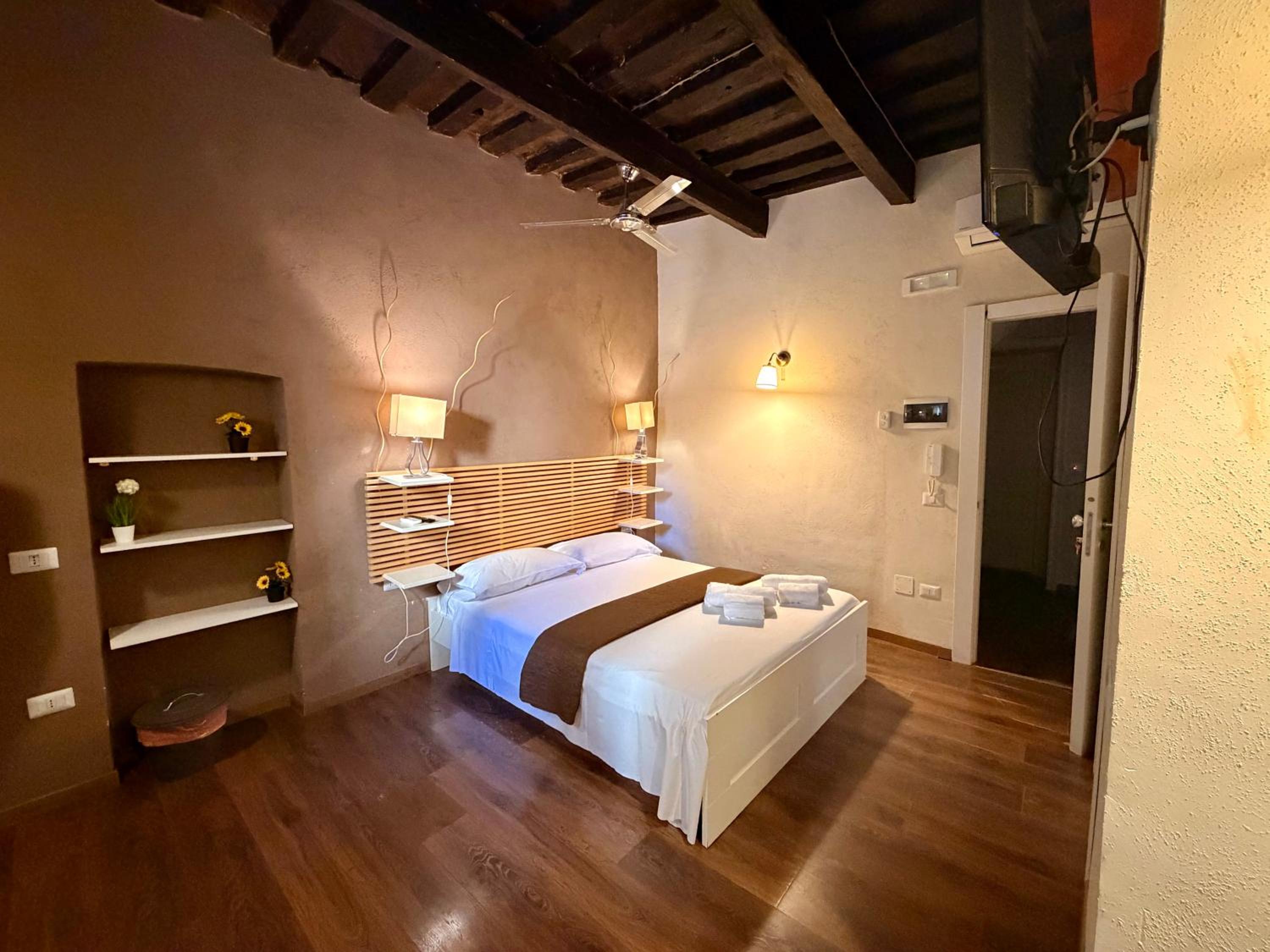 Deluxe Double Room photo 3