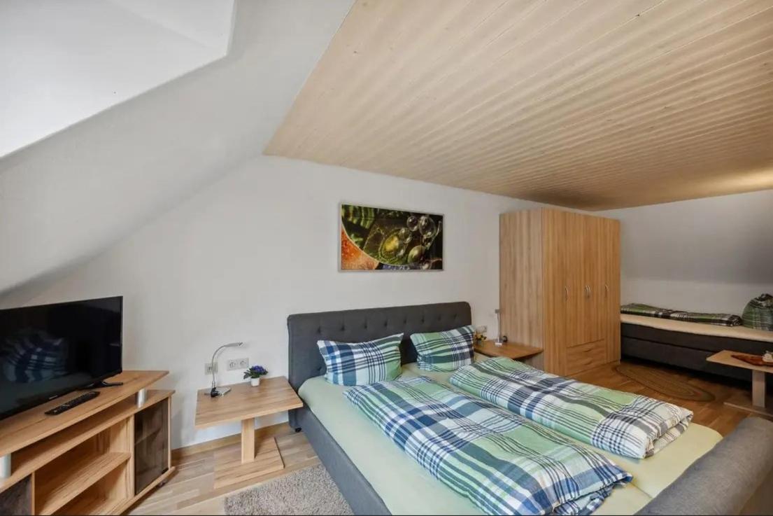 Two-Bedroom Apartment with Garden View photo 3