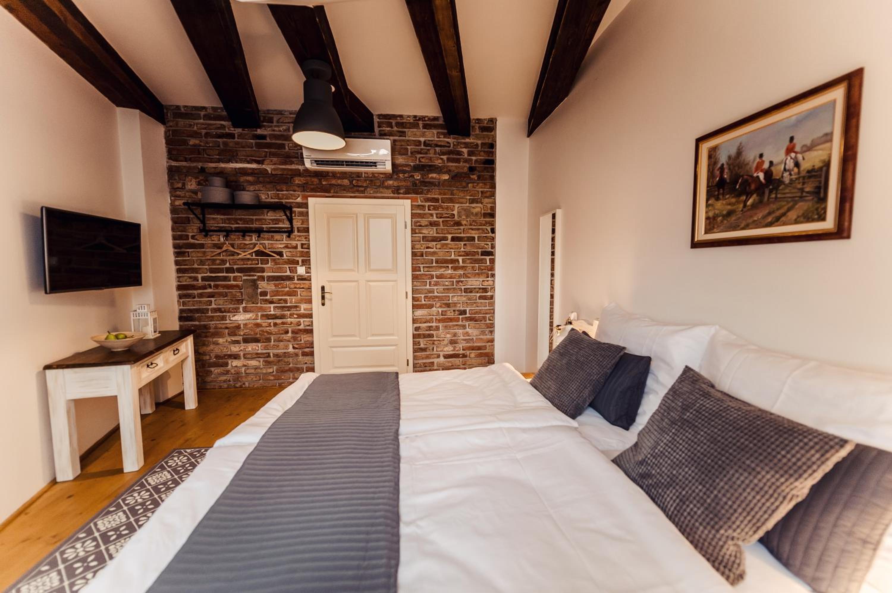 Deluxe Double Room - Photo 2