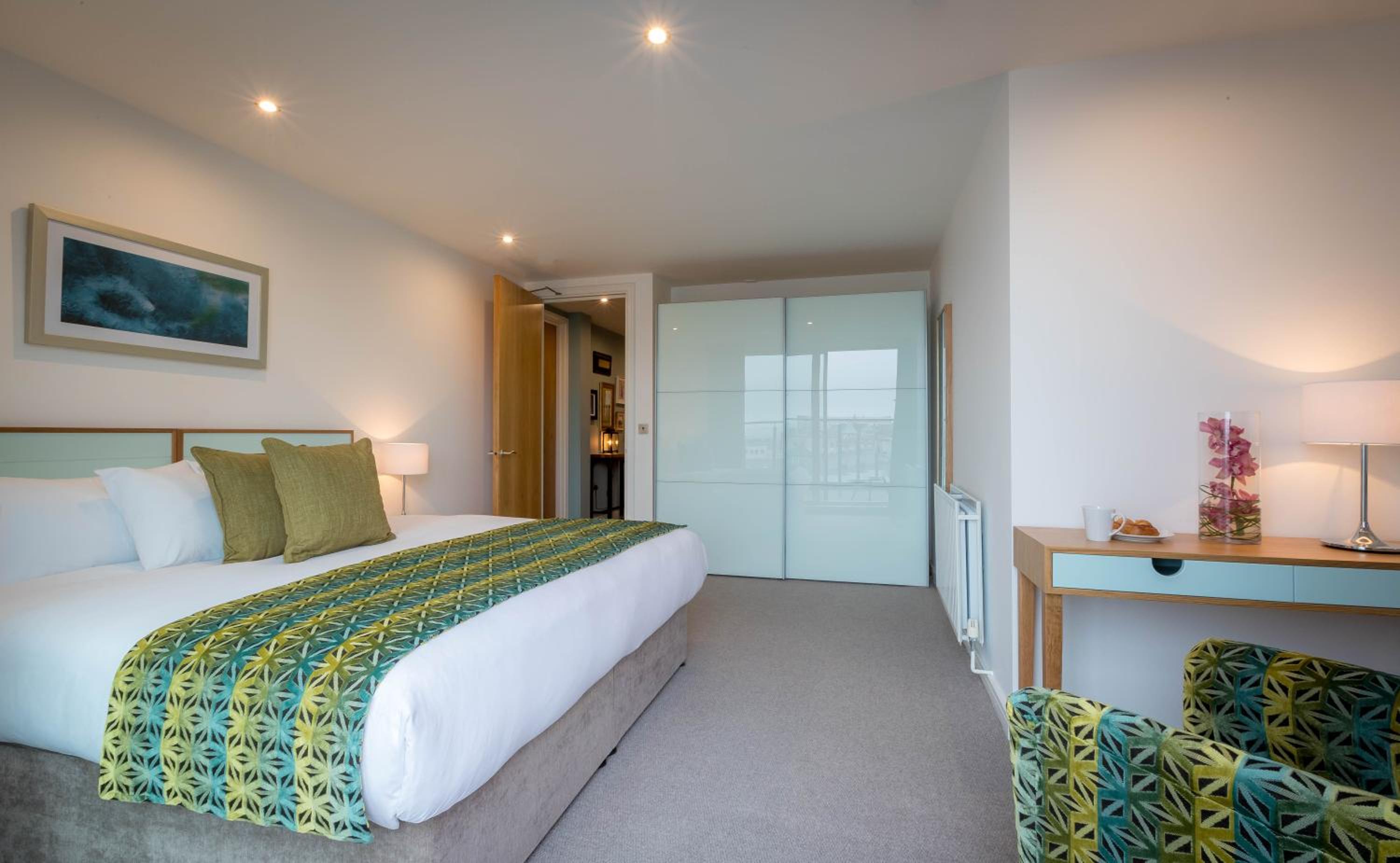 Two-Bedroom Apartment with View photo 1