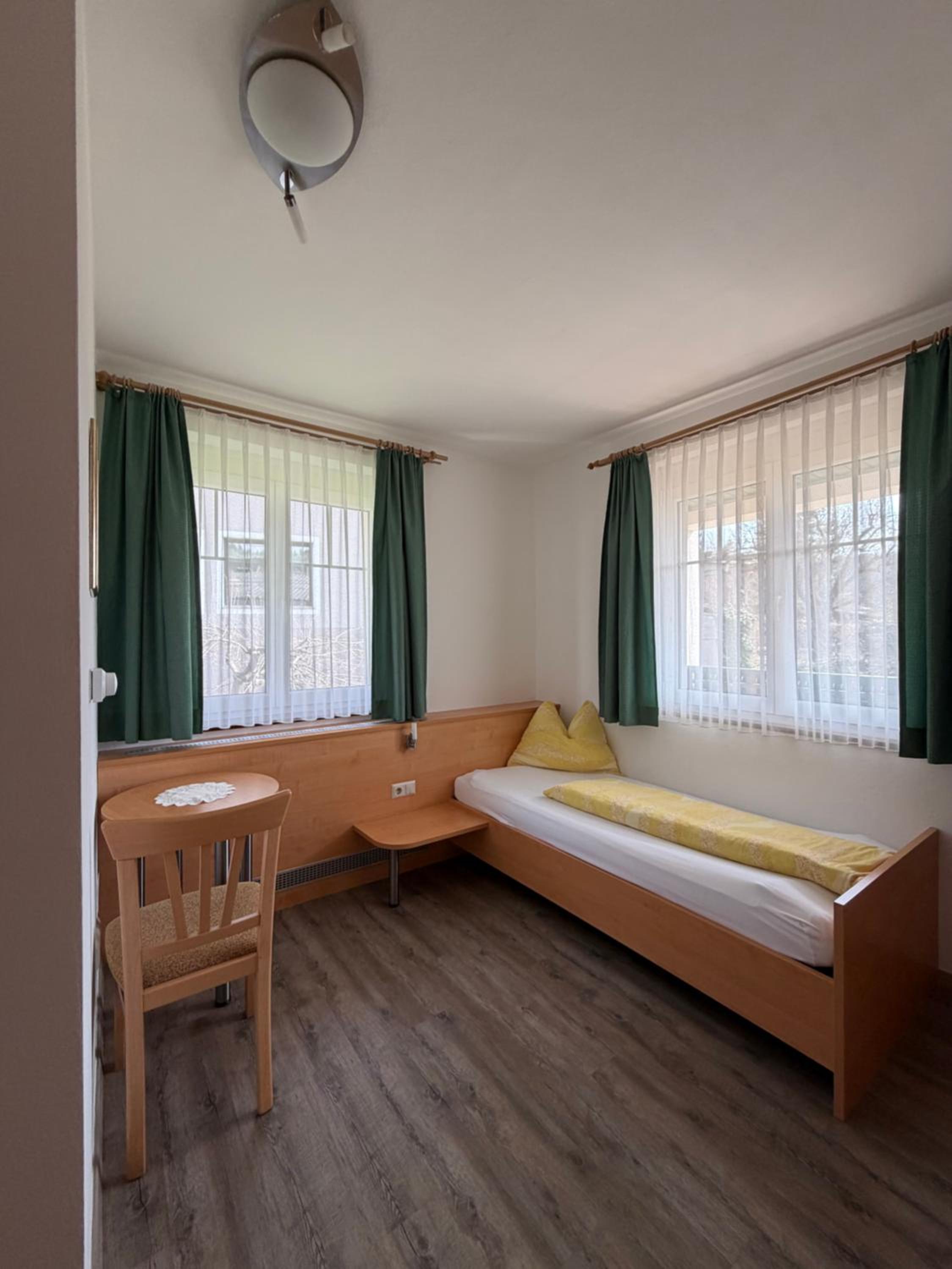 Economy Single Room