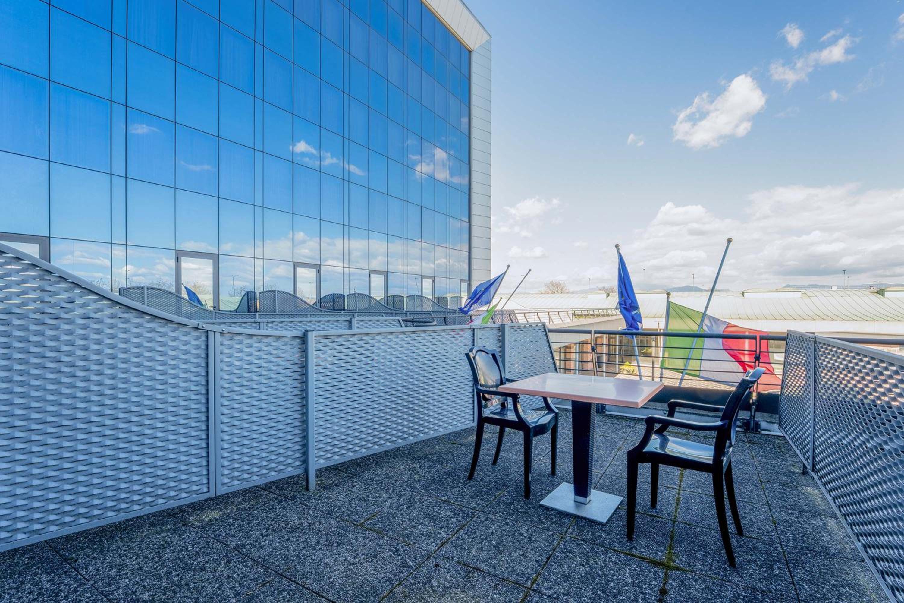 Double Room with Terrace - Photo 4