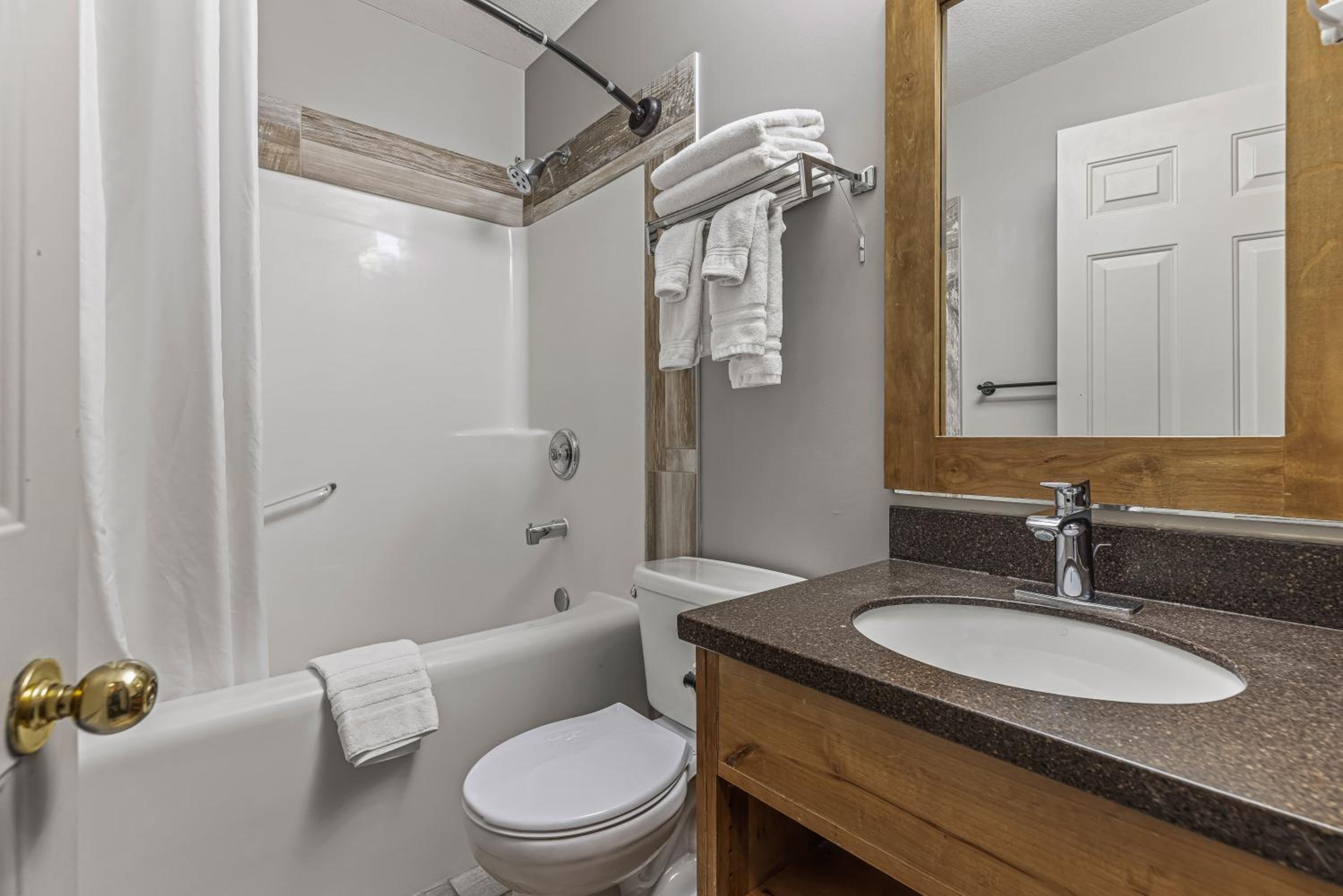 King Suite with Spa Bath