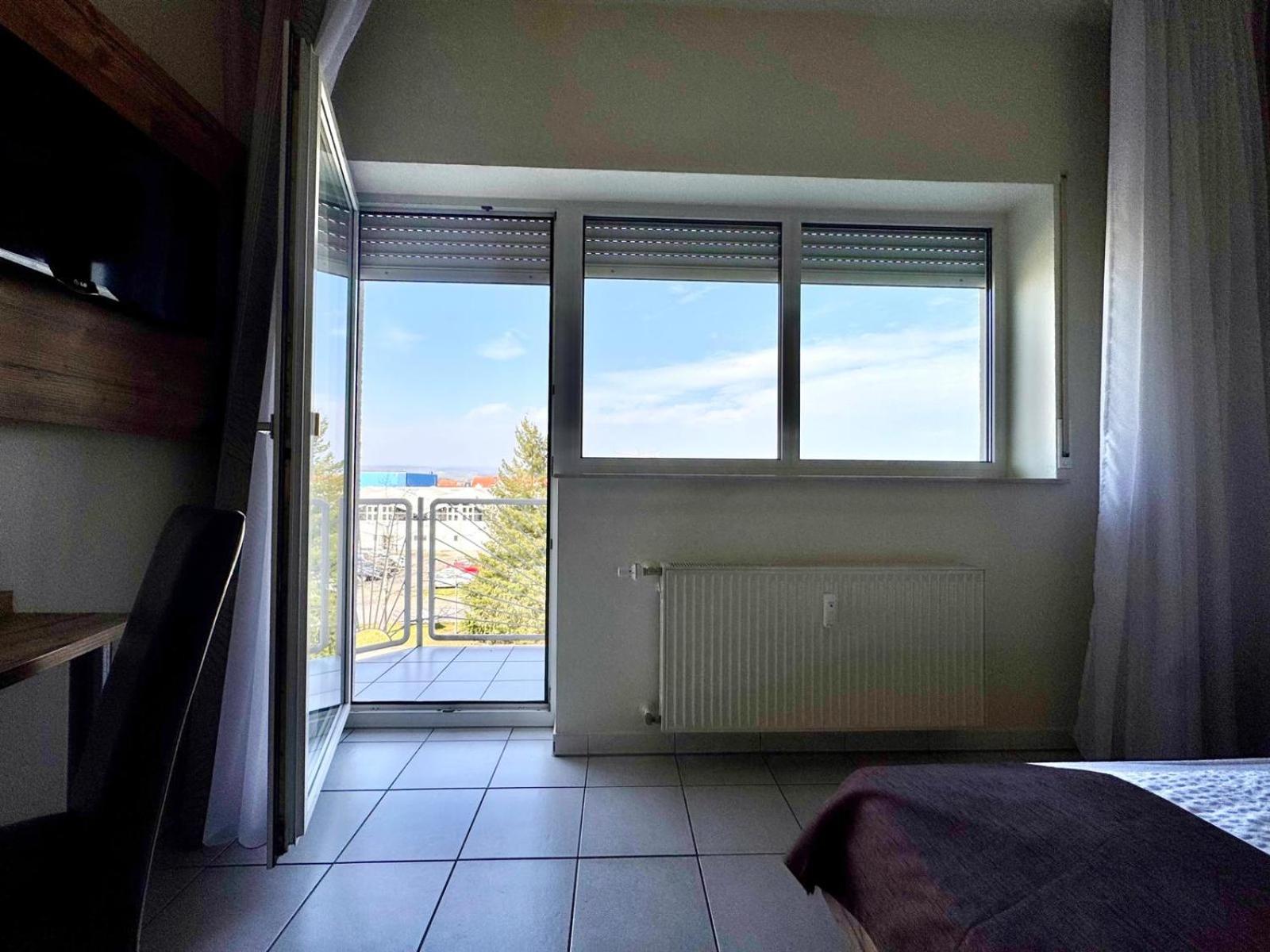 Double Room with Balcony photo 2