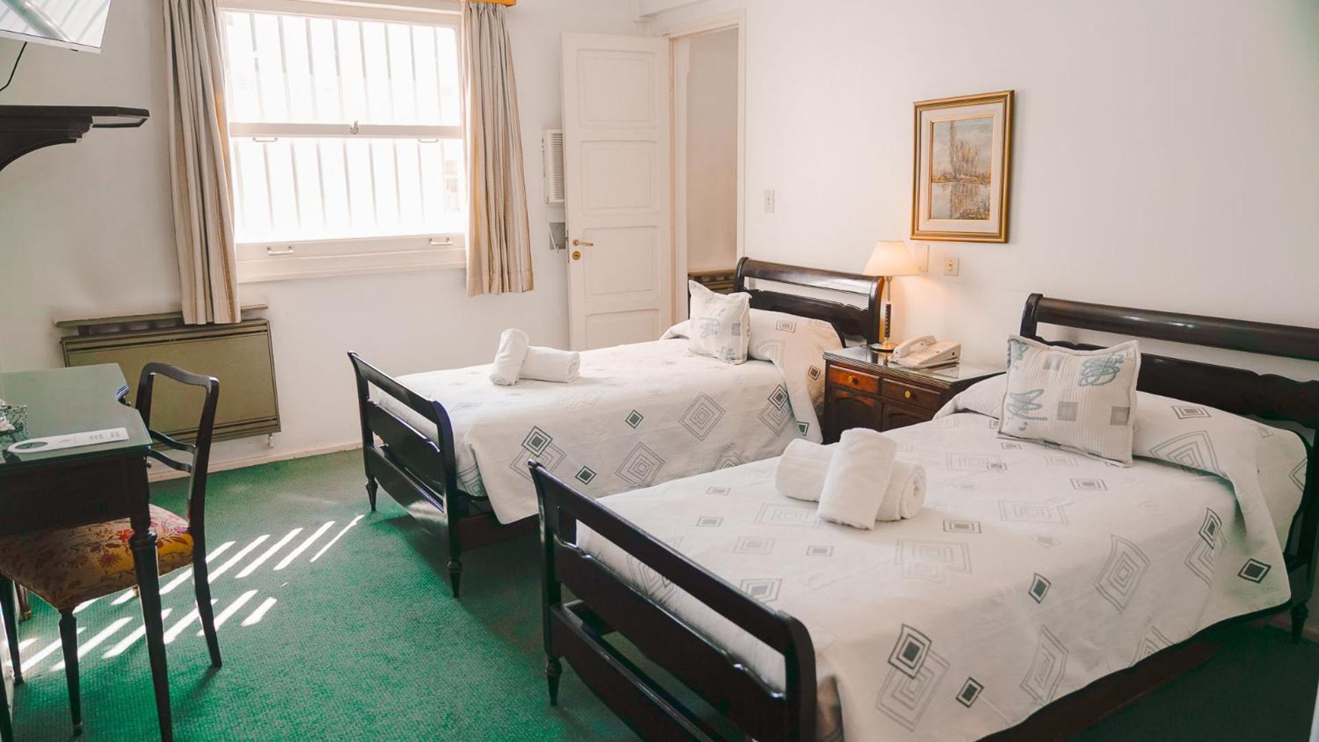 Double or Twin Room photo 2