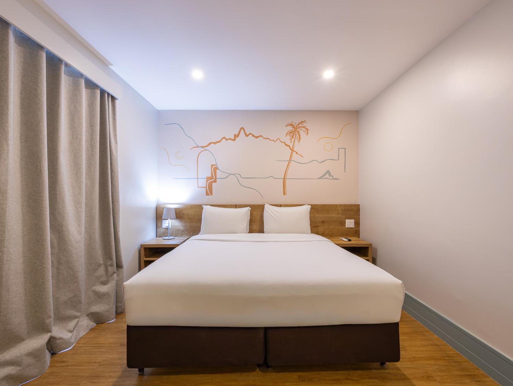 Superior Double Room with Balcony - Photo 5