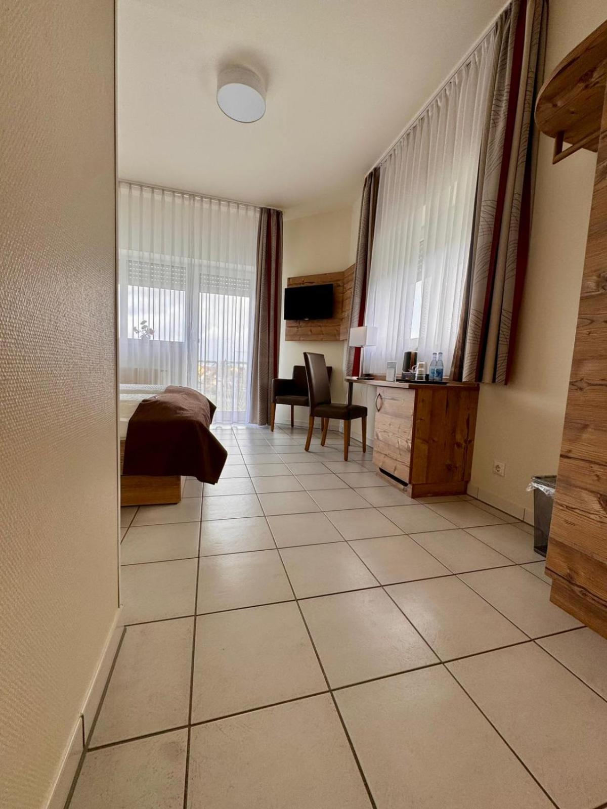 Double Room with Balcony photo 2