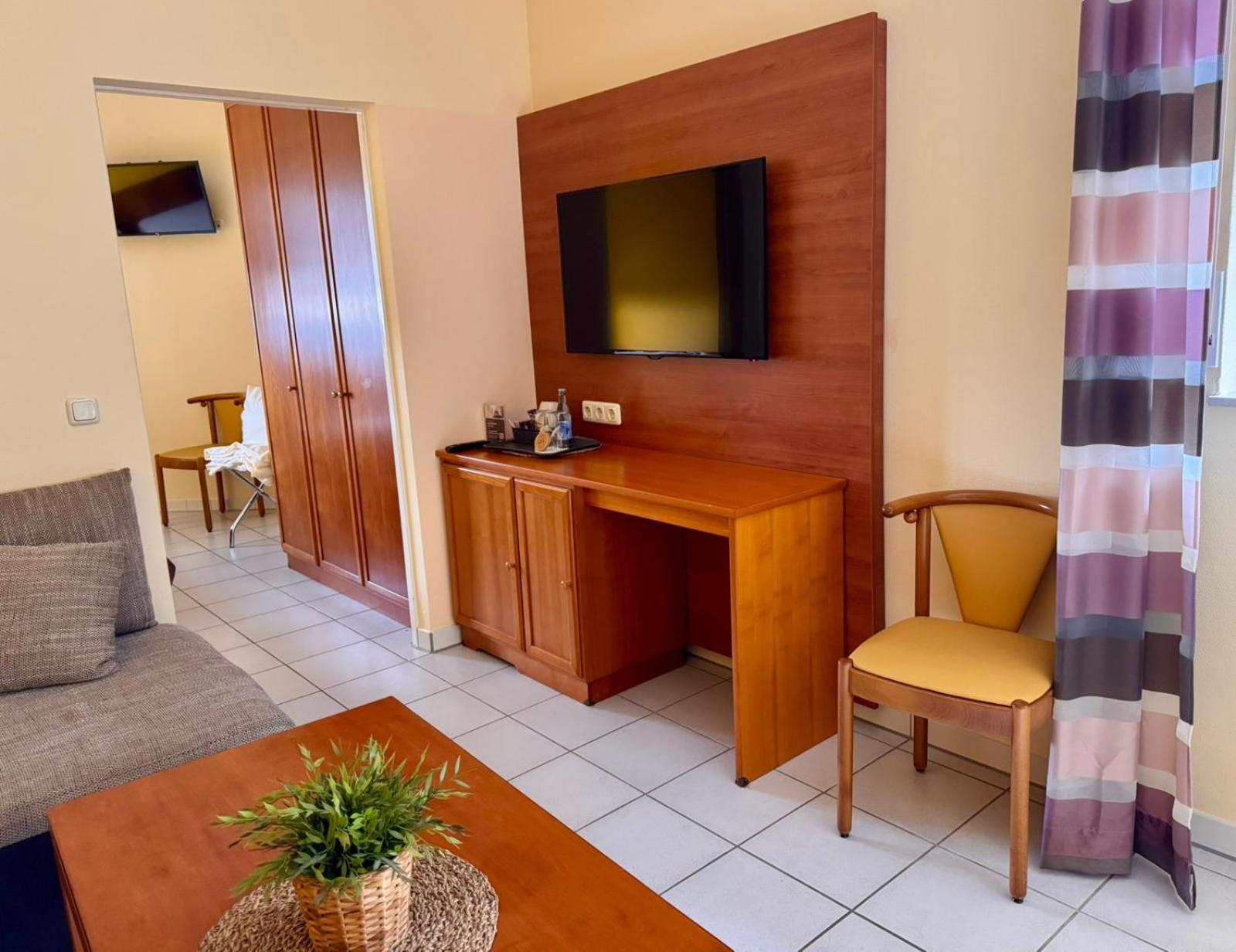 Double Room with Balcony photo 3