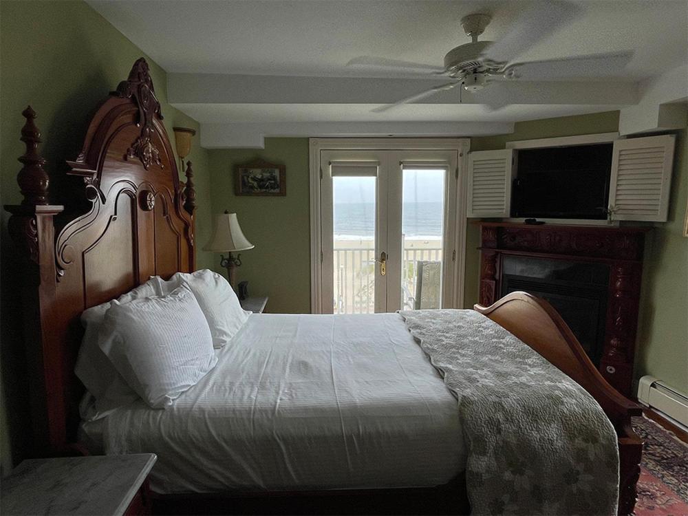 Deluxe Double Room with Balcony and Sea View photo 1