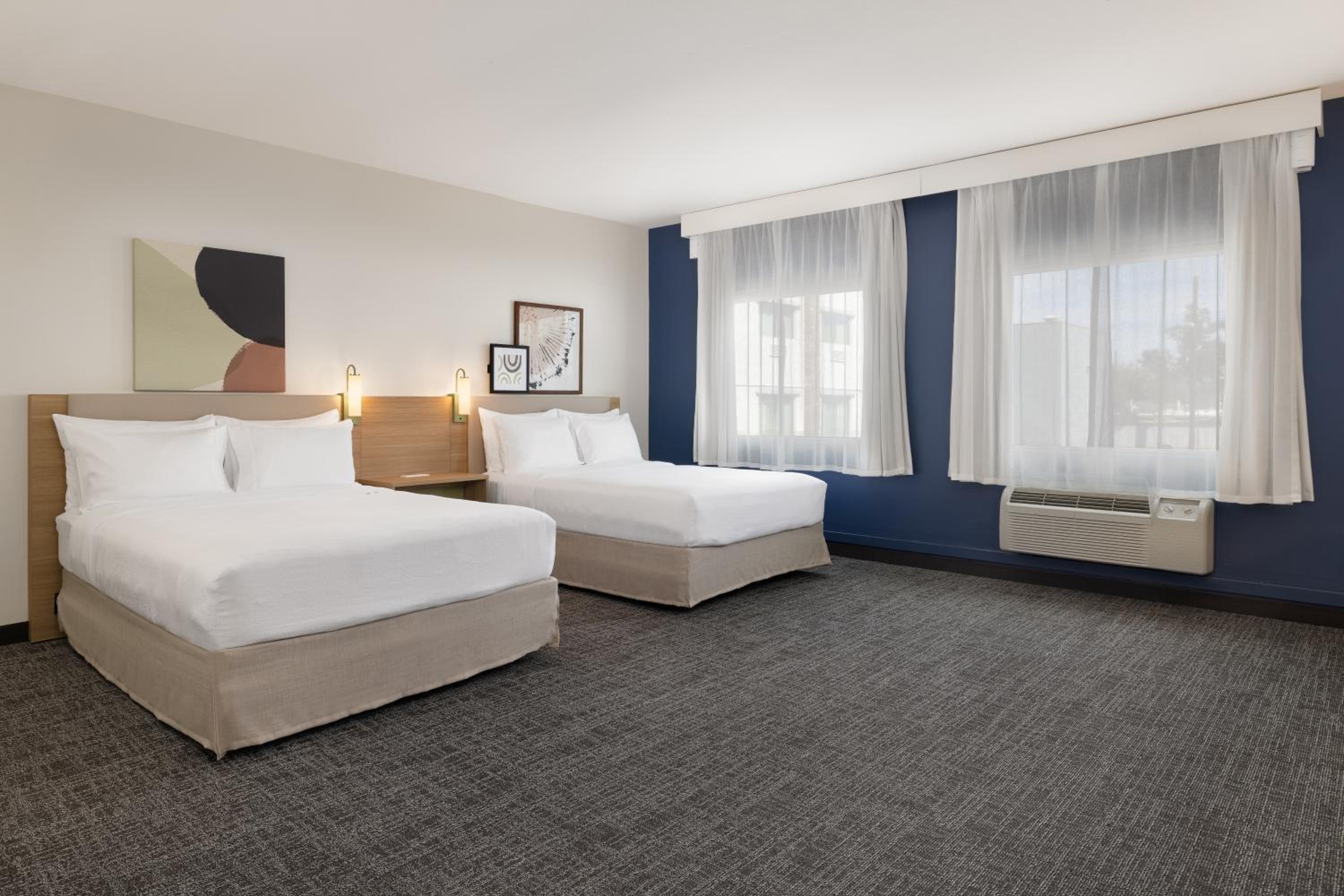 Queen Room with Two Queen Beds - Hearing Access - Photo 4