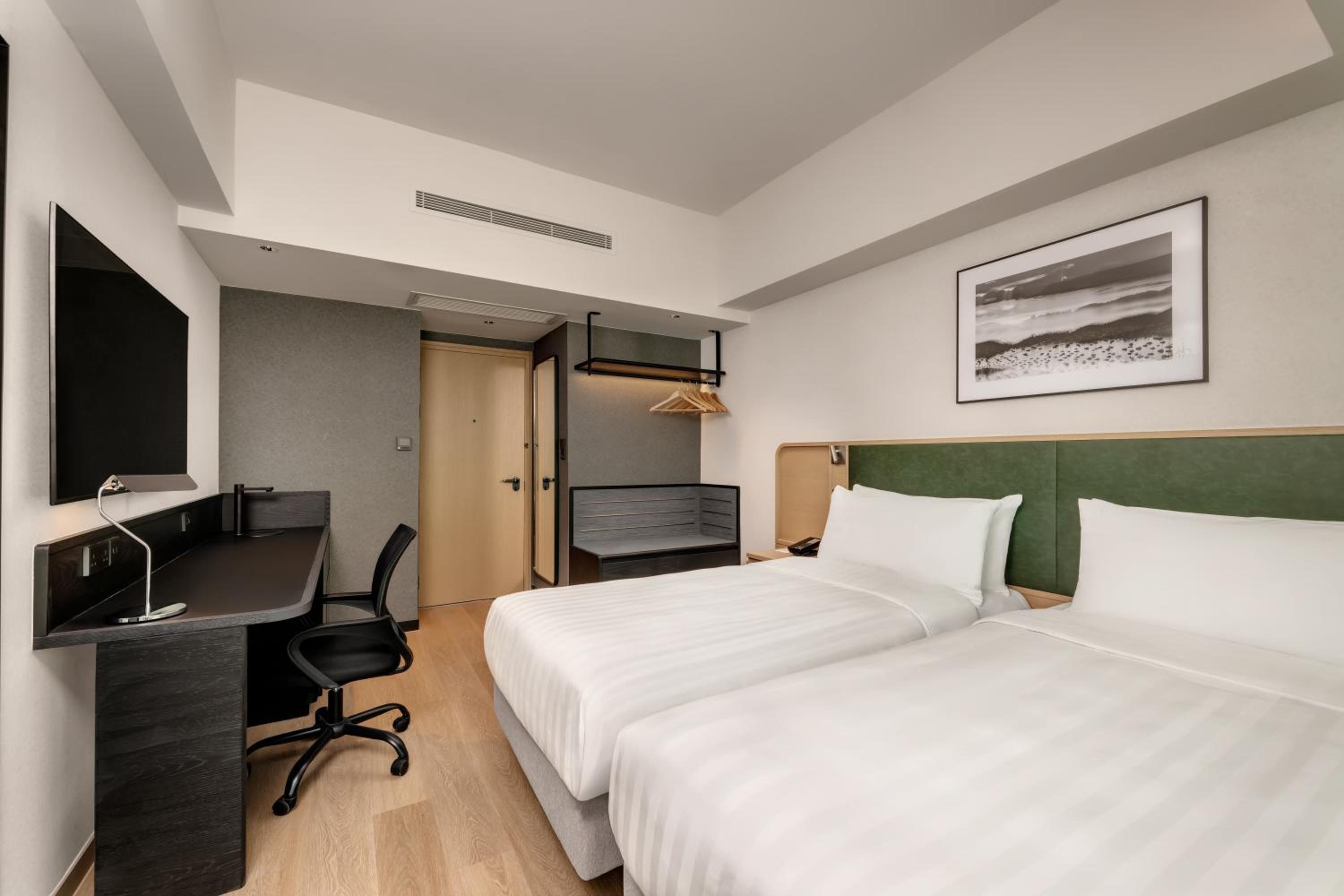 Cityscape - Twin Bed
