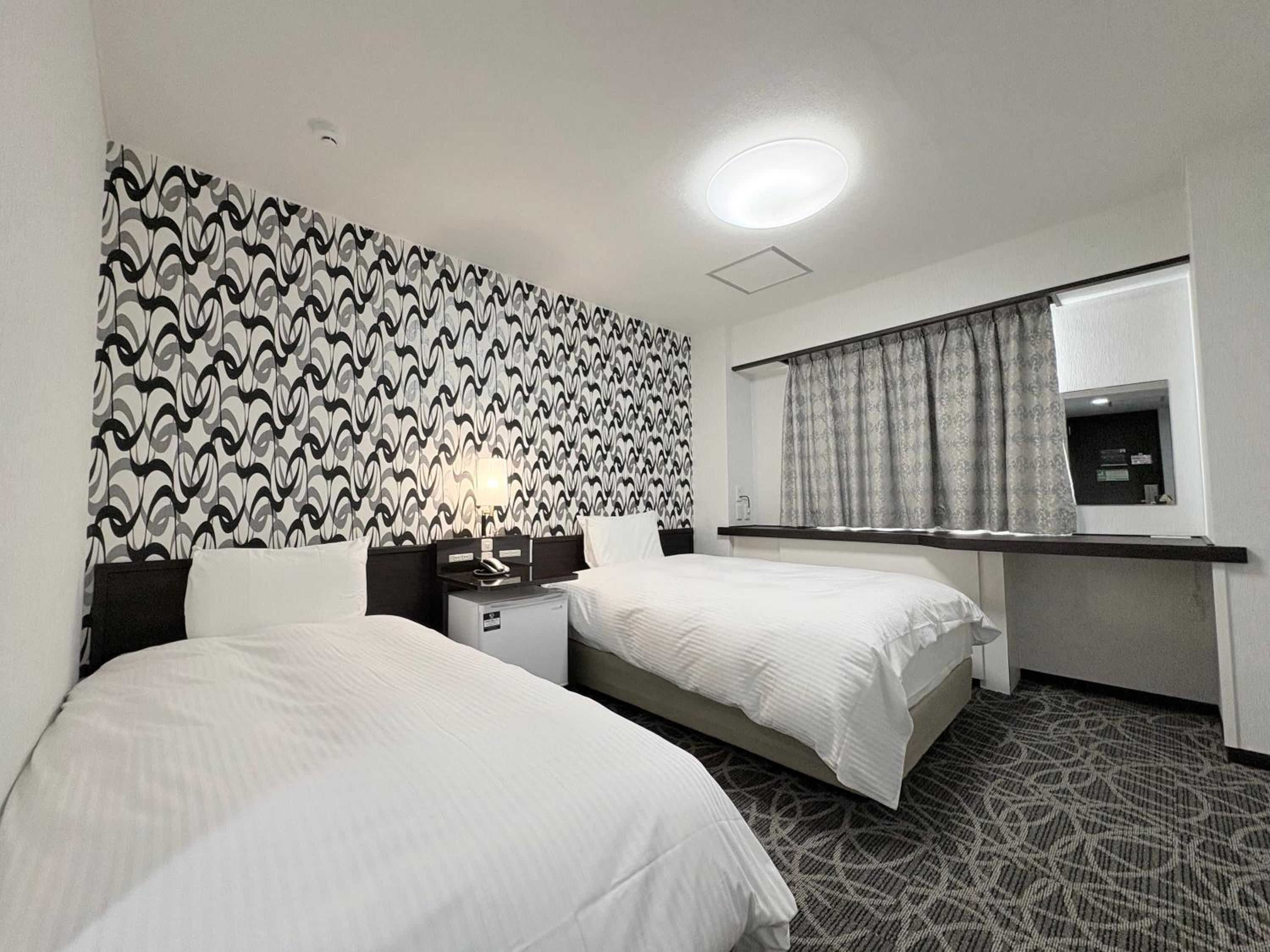 Economy Twin Room
