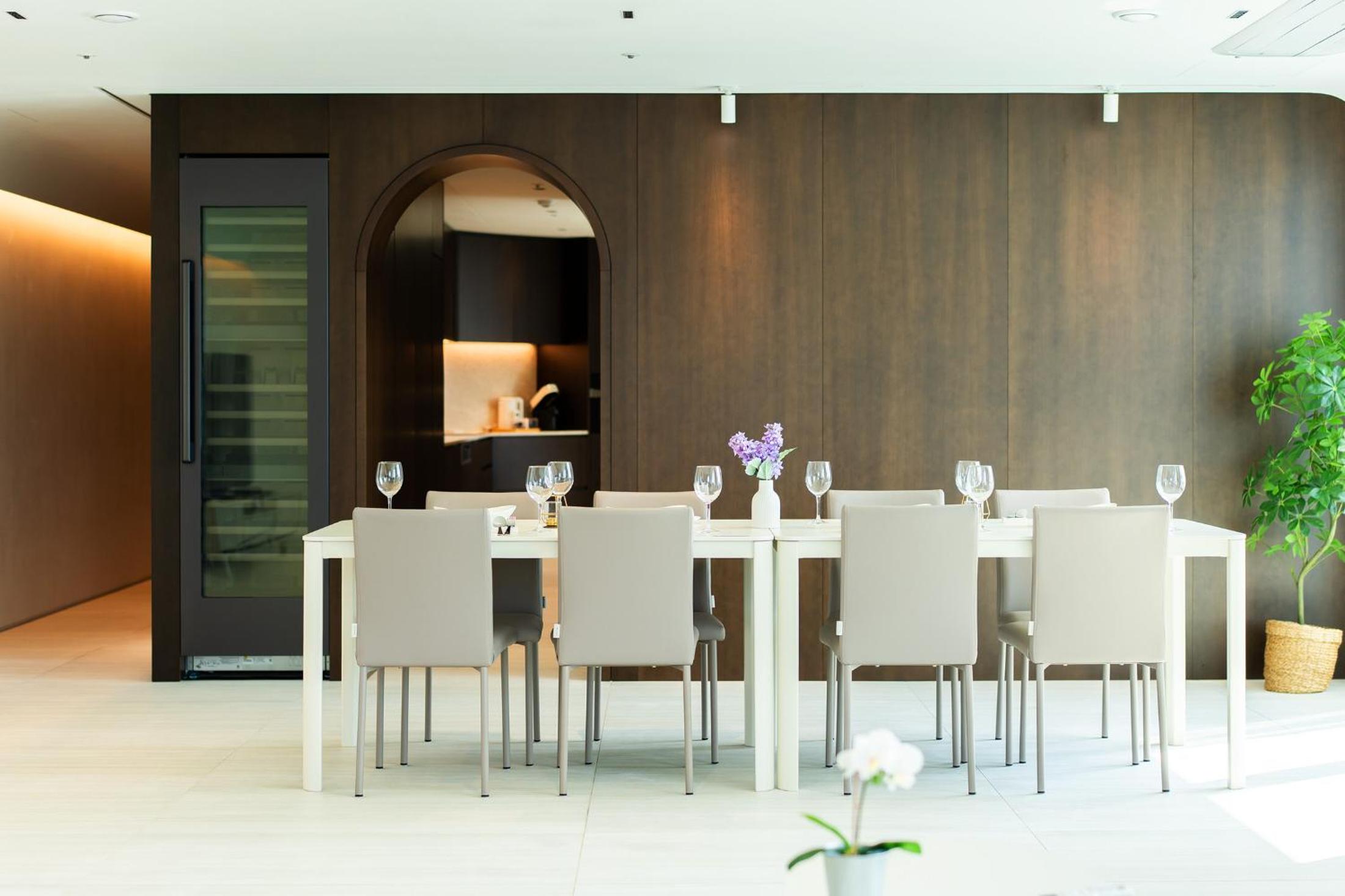 Penthouse D