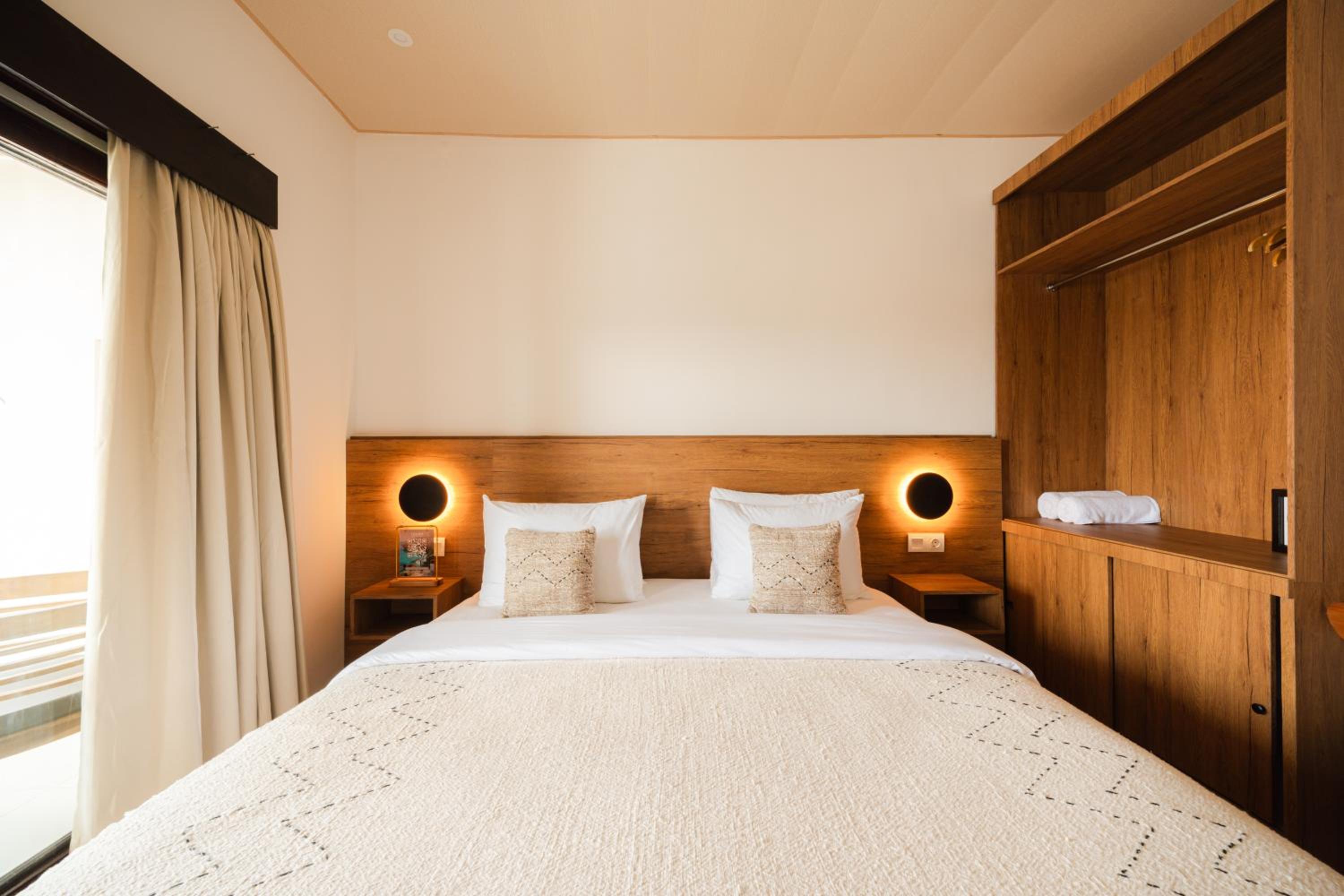 Superior Room - Photo 9
