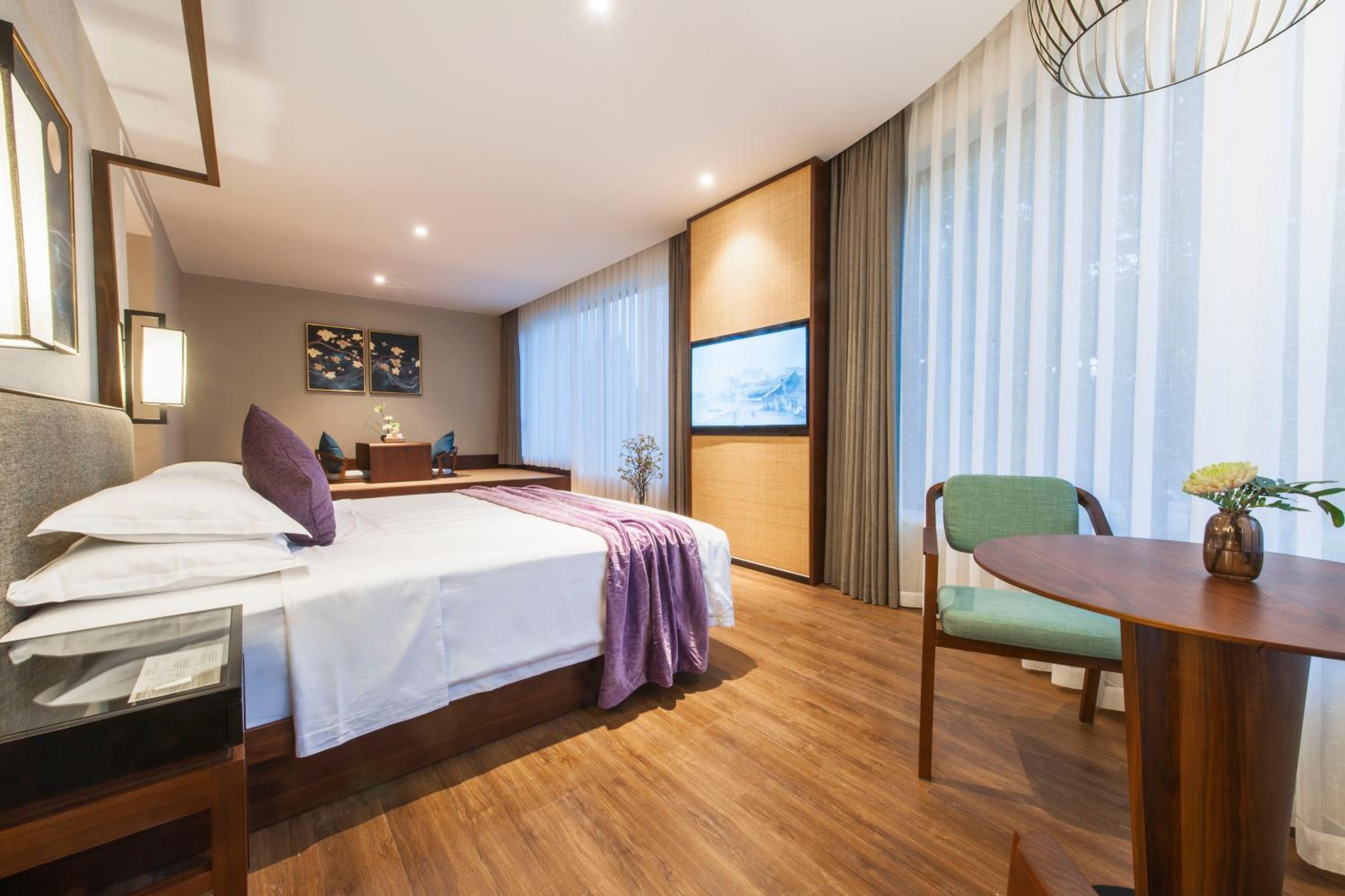 Japanese-Style Room