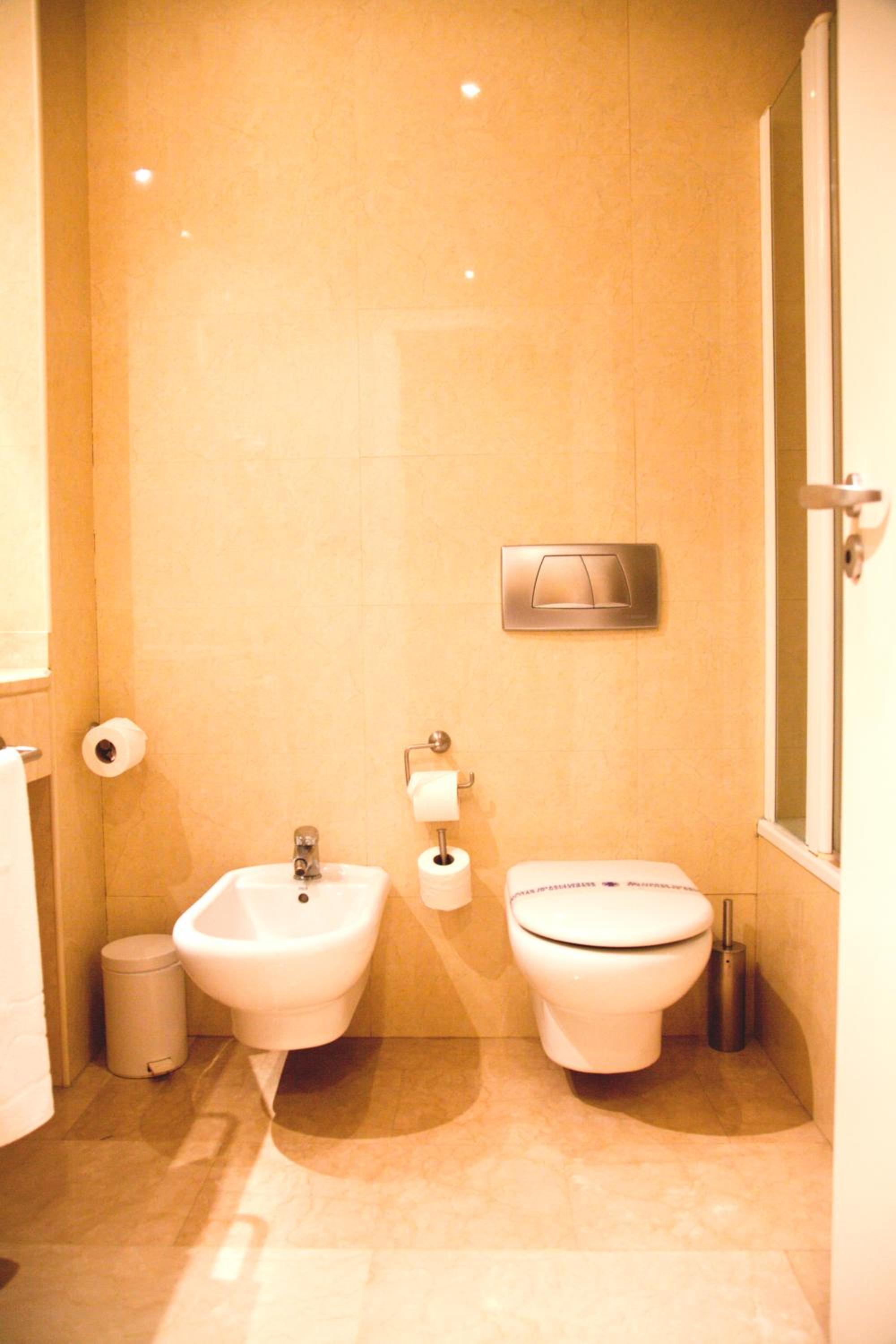 Quadruple Room with Pool View (2 Adults + 2 Children) photo 3