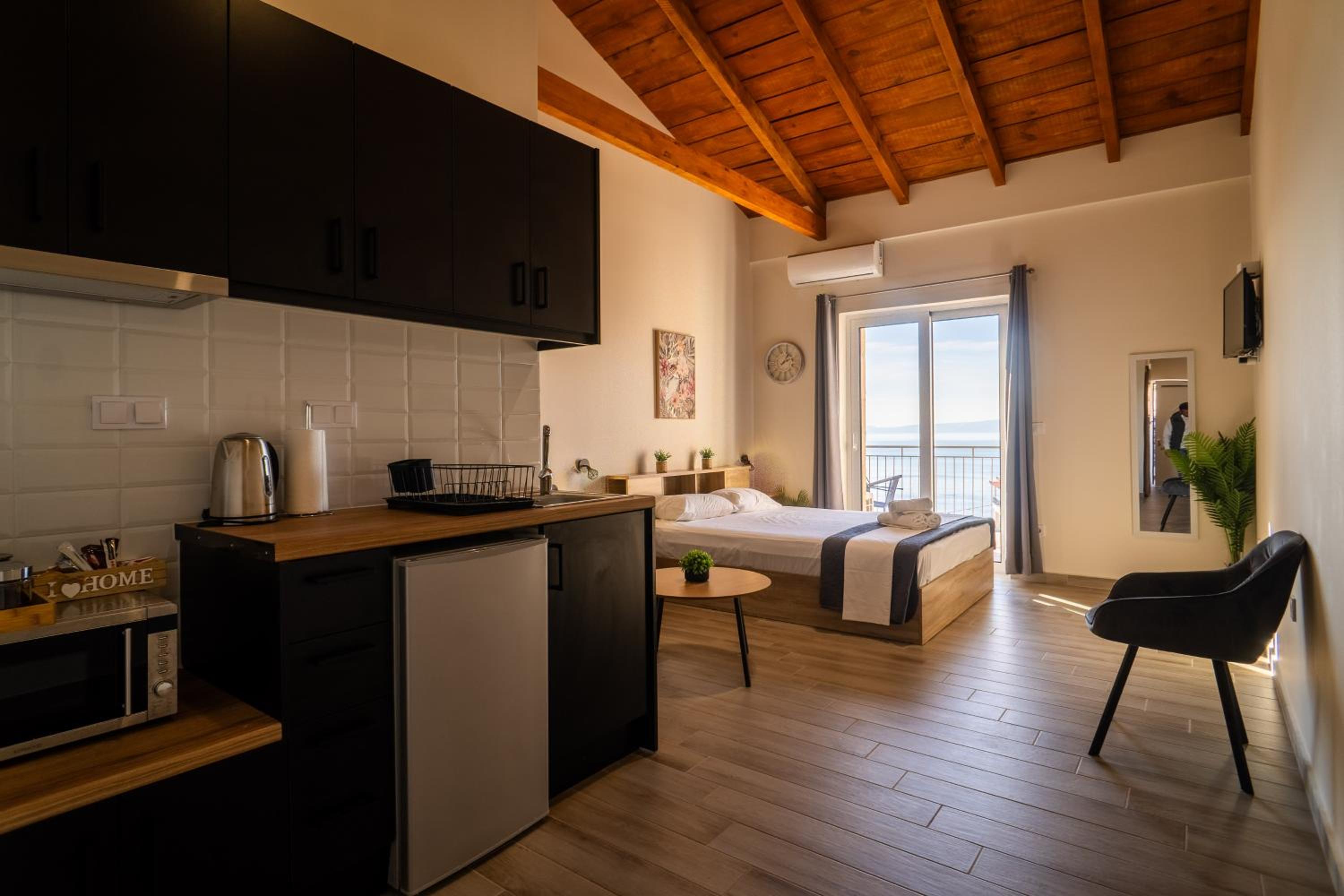 Apartment with Sea View photo 3