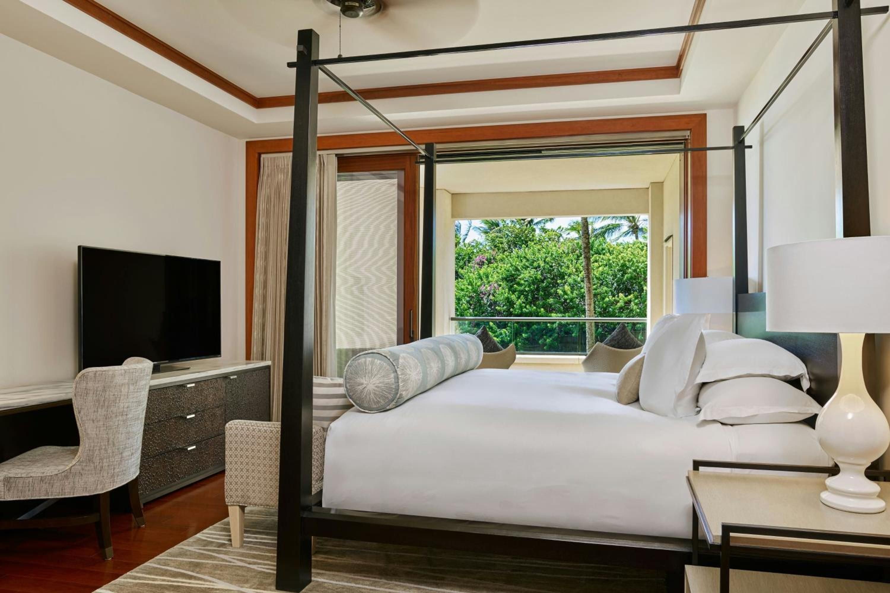 Three-Bedroom Club Suite