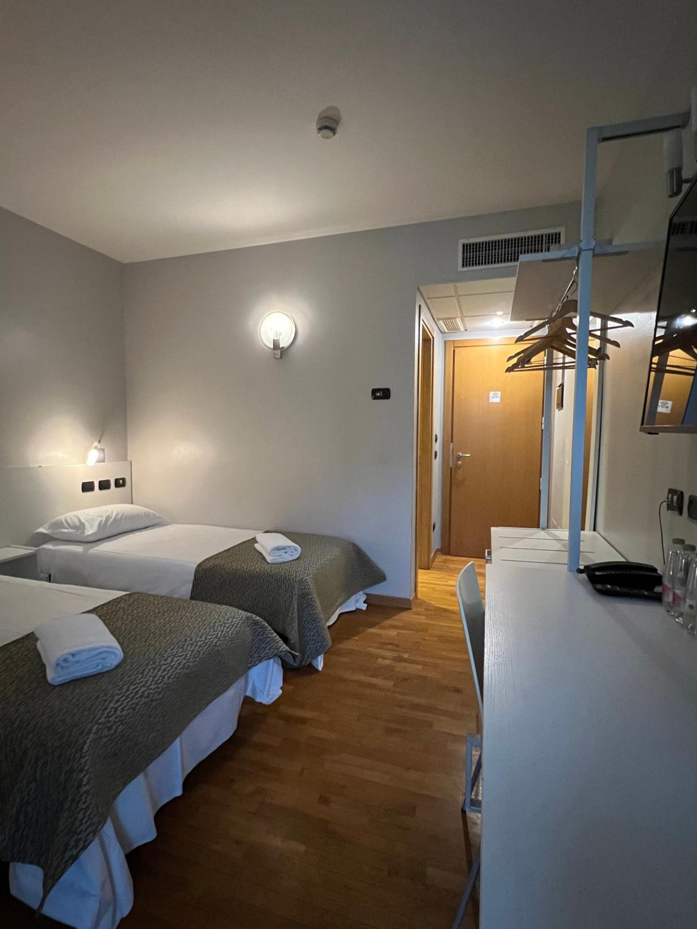 Triple Room photo 3