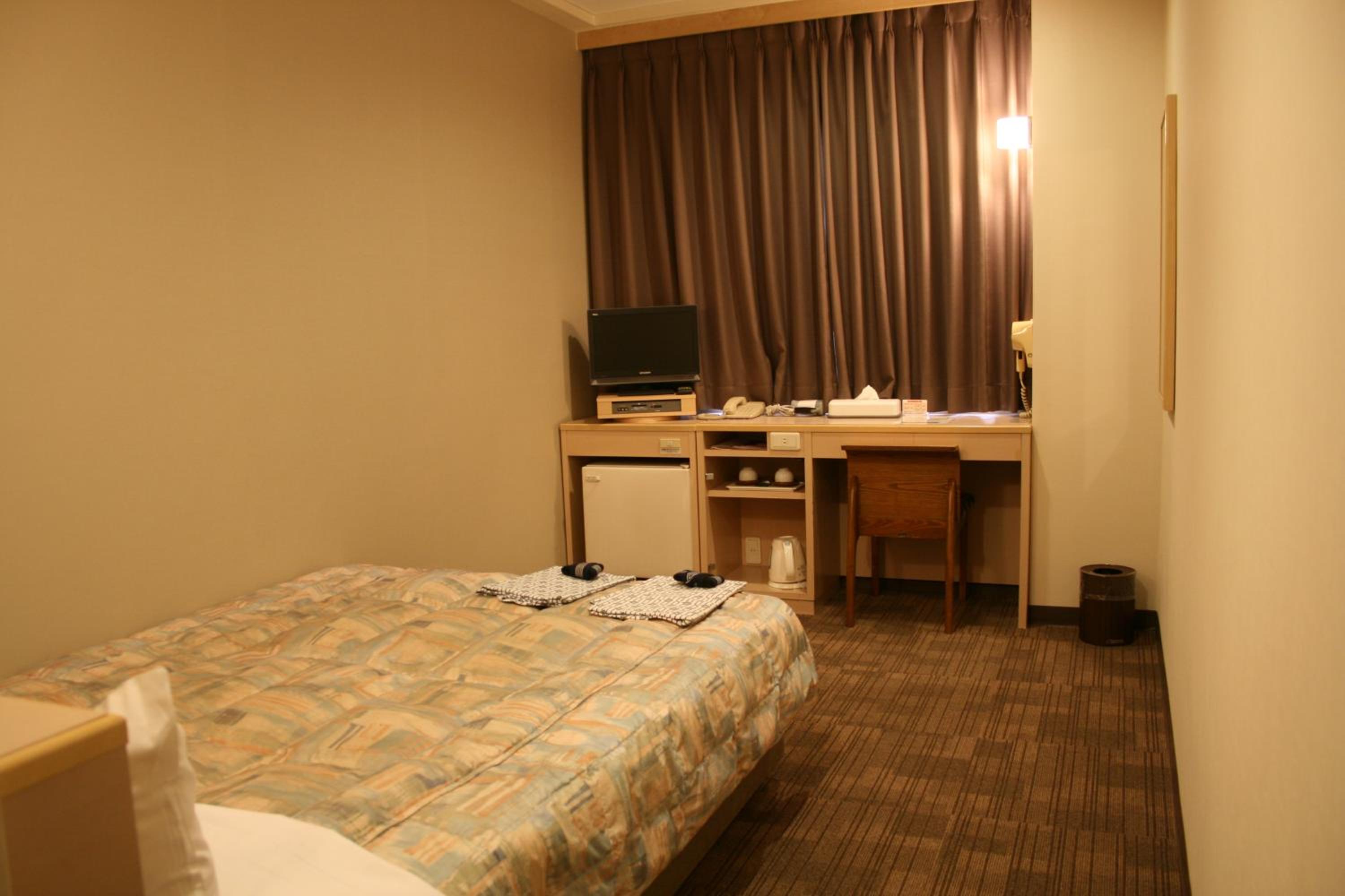 Single Room - Non-Smoking photo 1