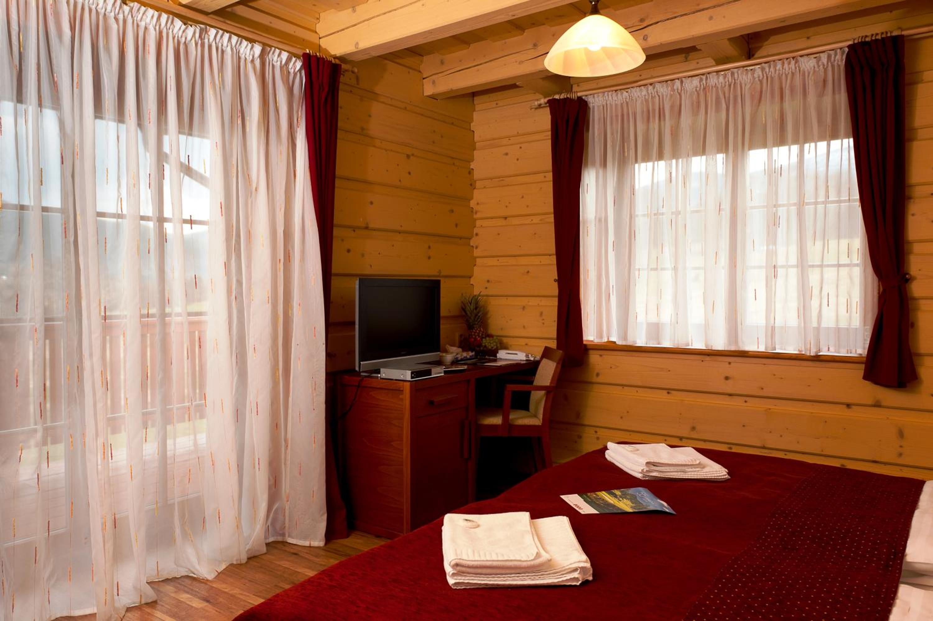 Twin Room with Terrace - Photo 4