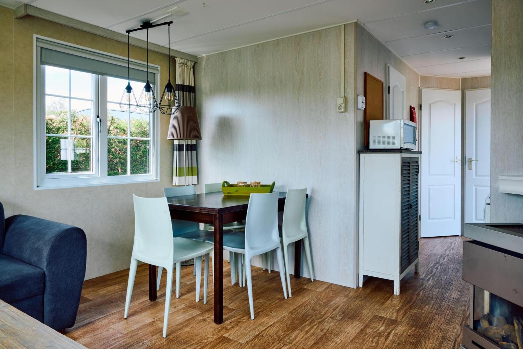 Two-Bedroom House - Photo 3