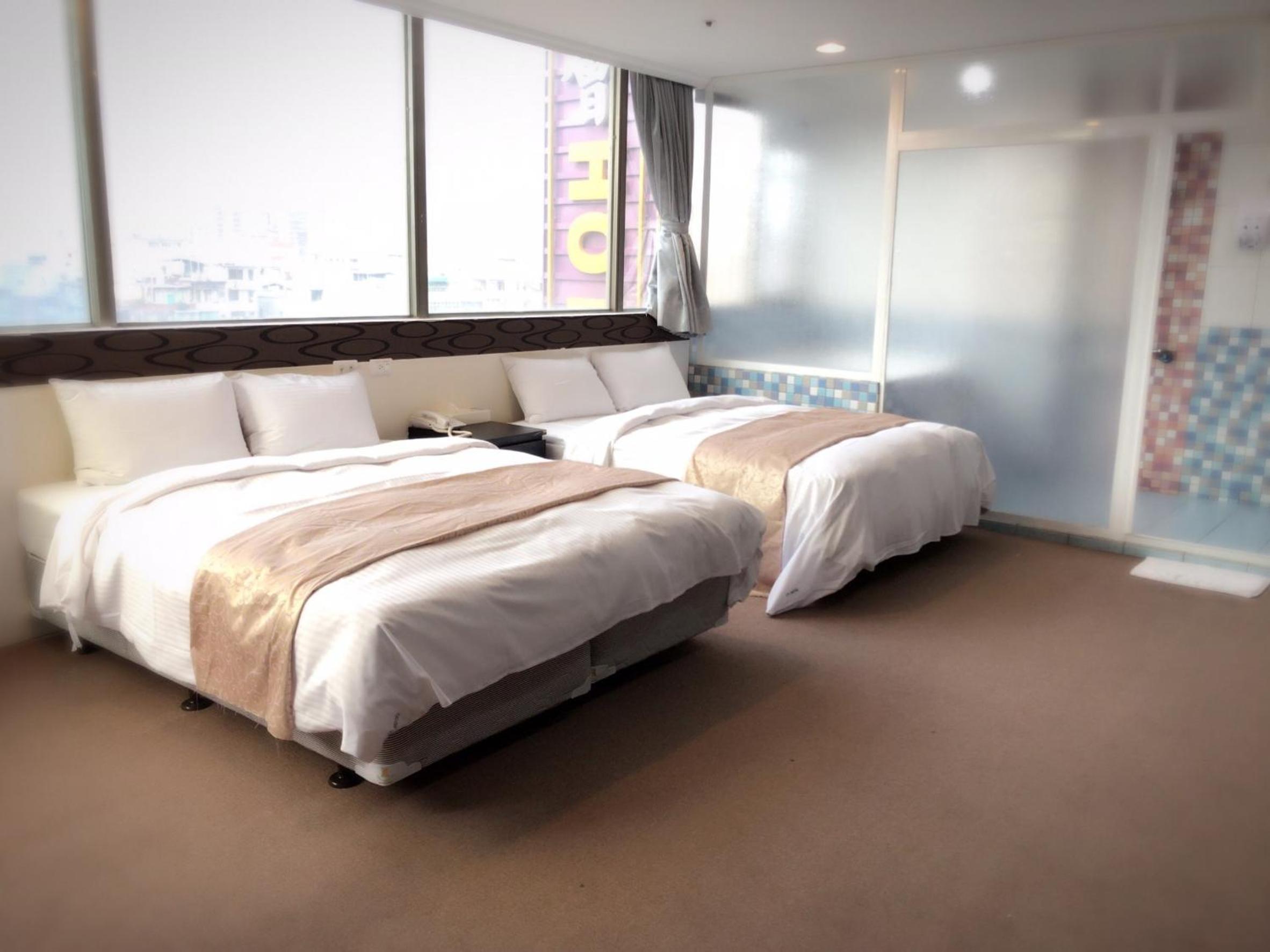 Deluxe Quadruple Room