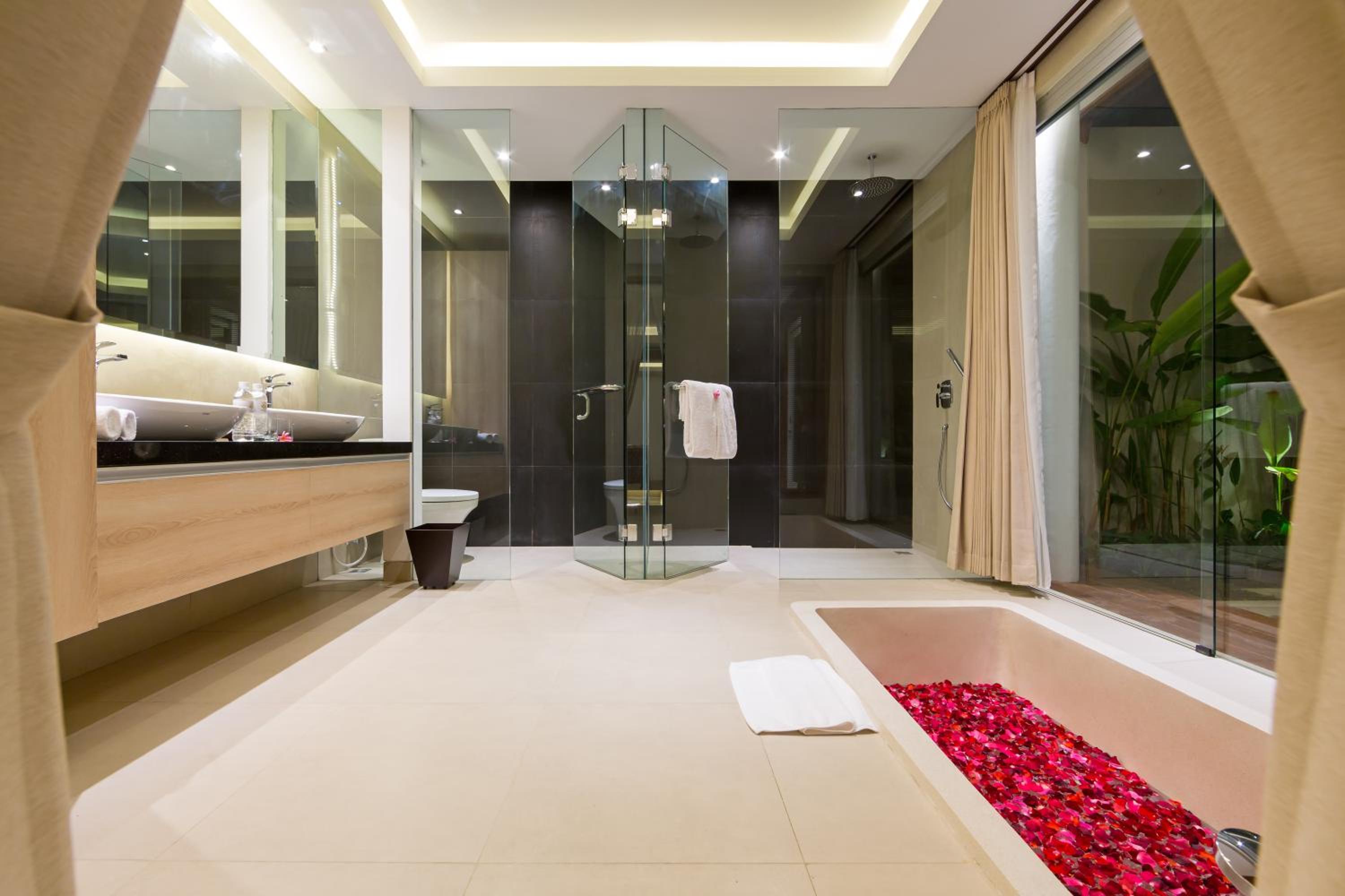 One-Bedroom Villa with Private Pool thumbnail 5