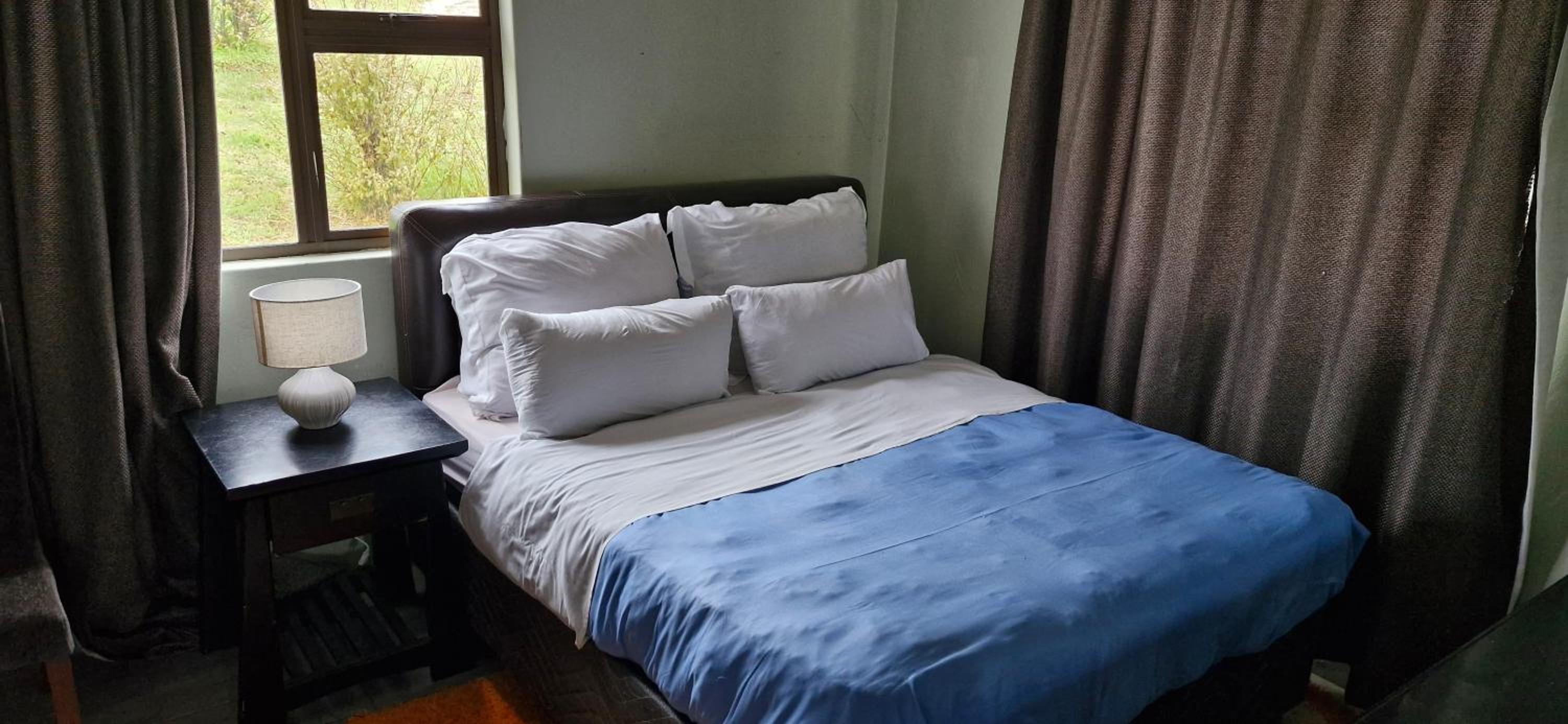 Double Room with Shared Bathroom photo 1