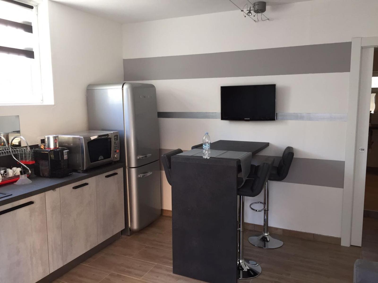 One-Bedroom Apartment - Ground Floor - Photo 8
