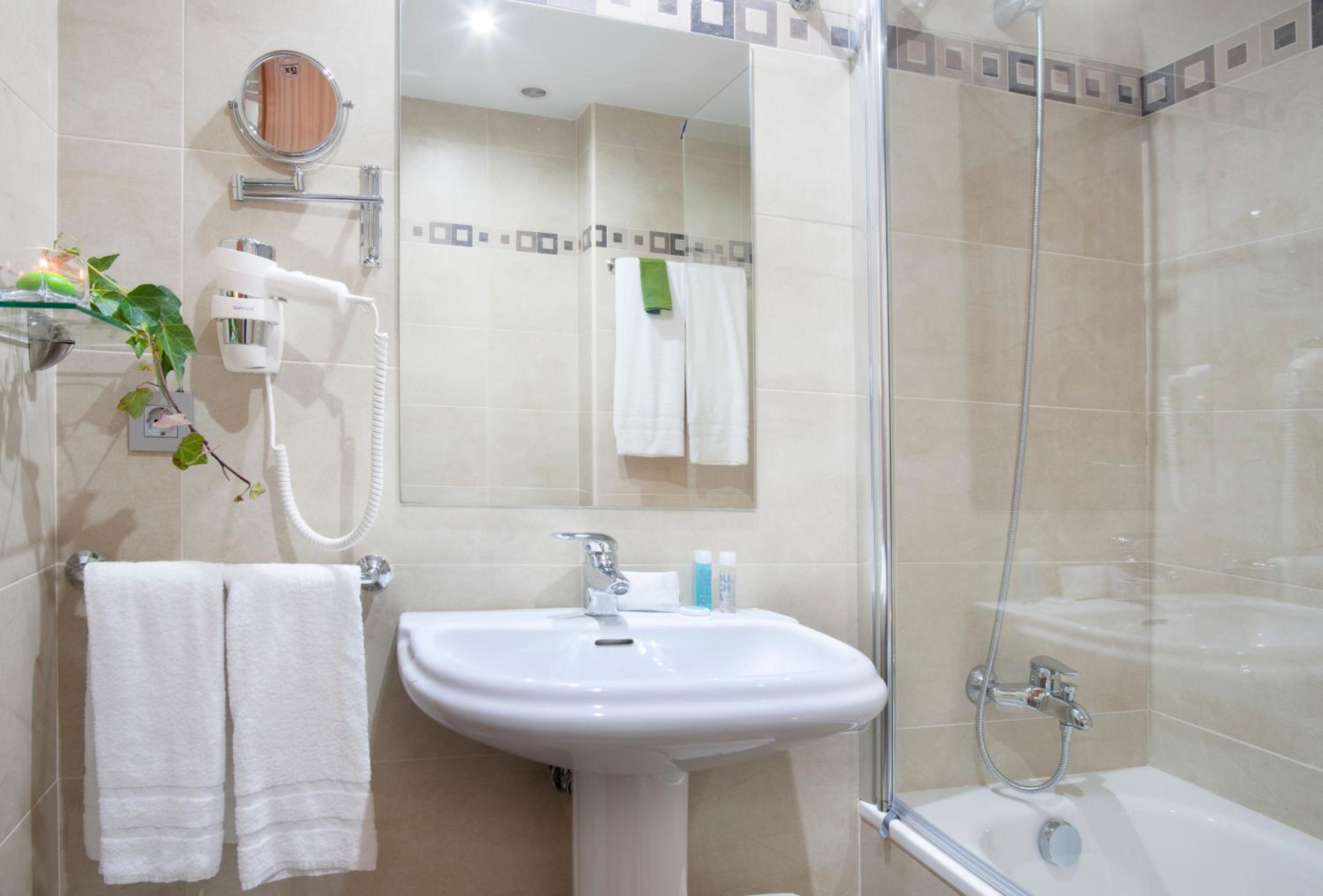 Superior Apartment (5 Adults) photo 1