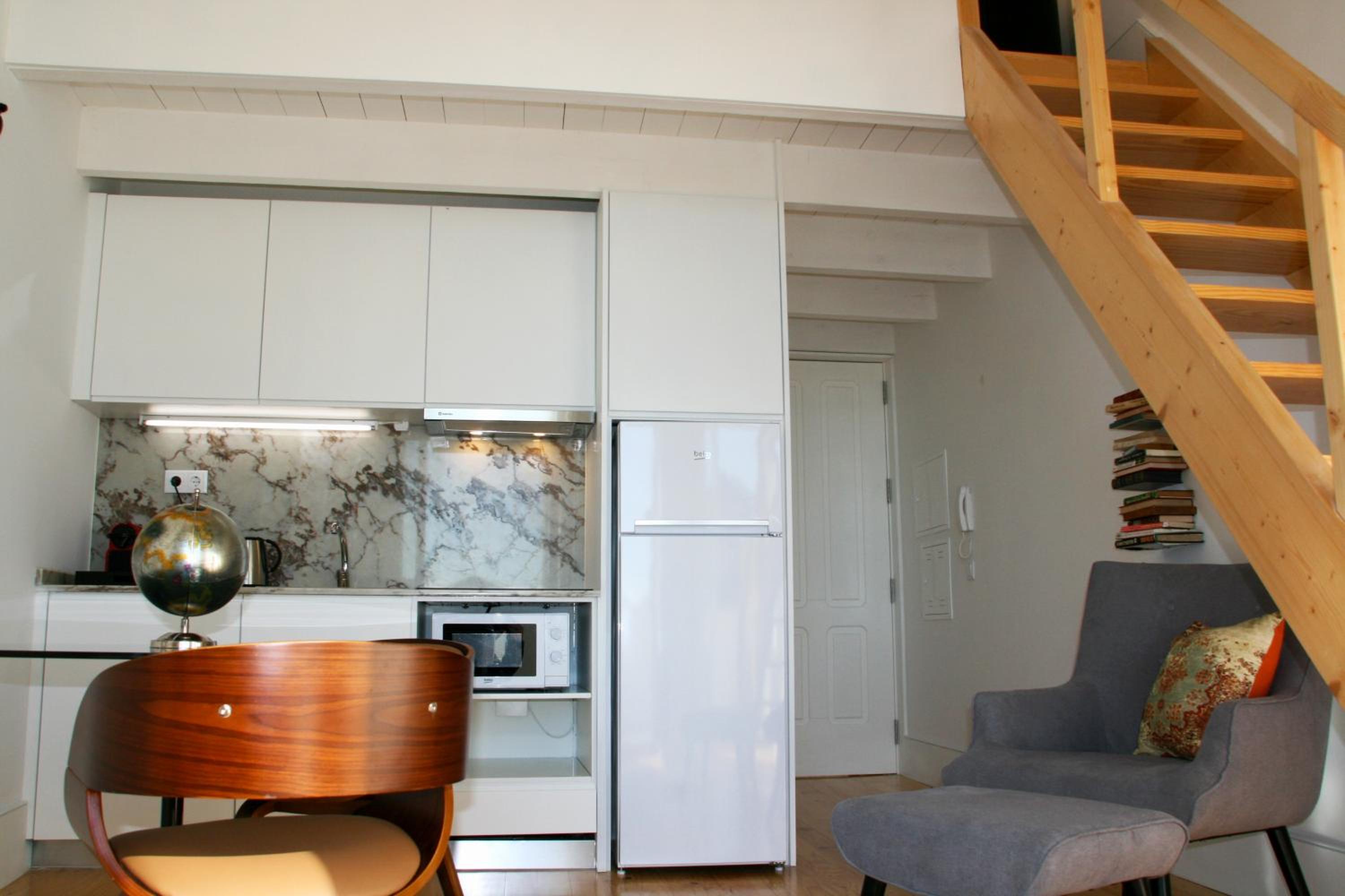 Duplex Apartment - Photo 16