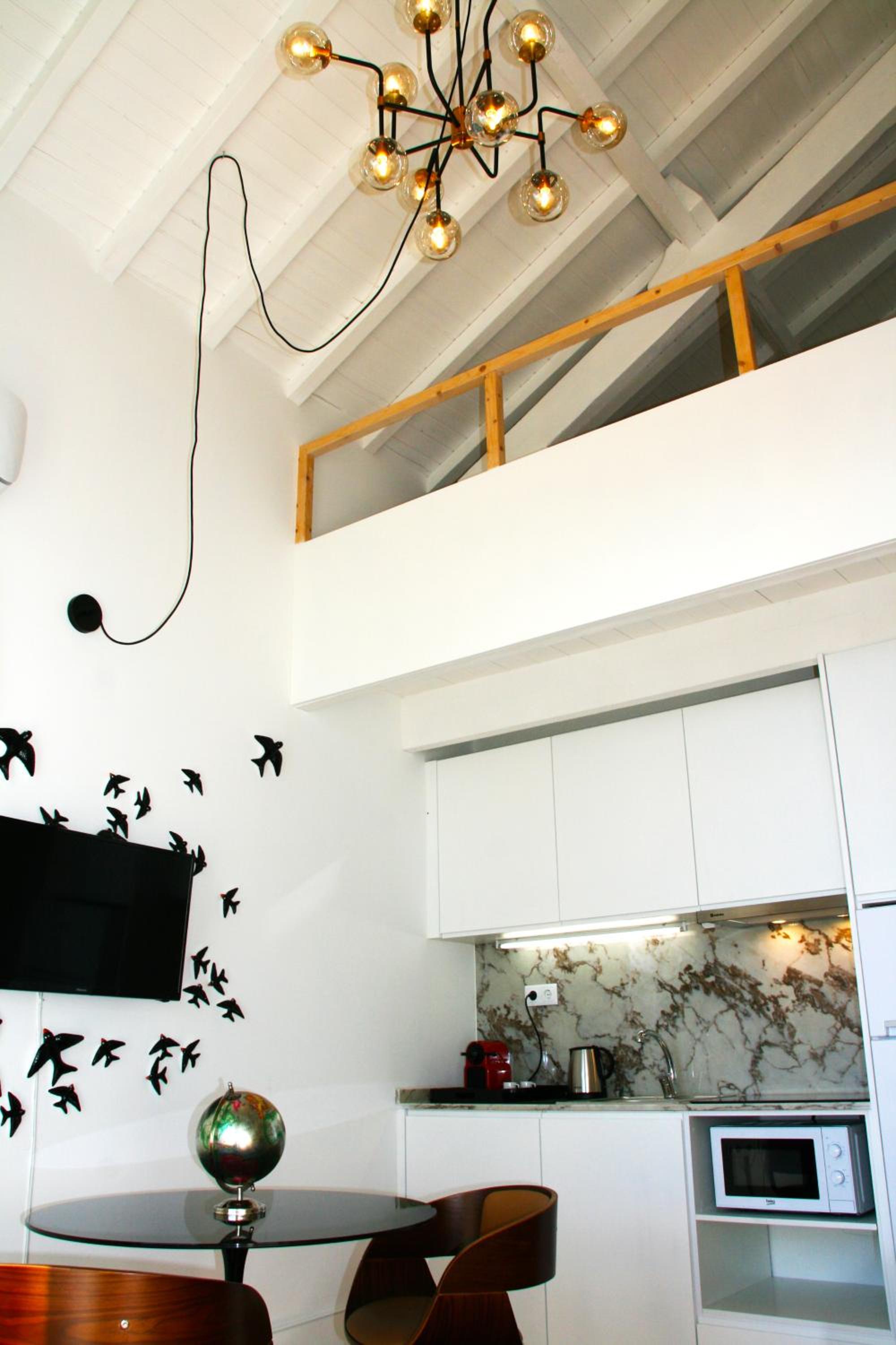 Duplex Apartment - Photo 7