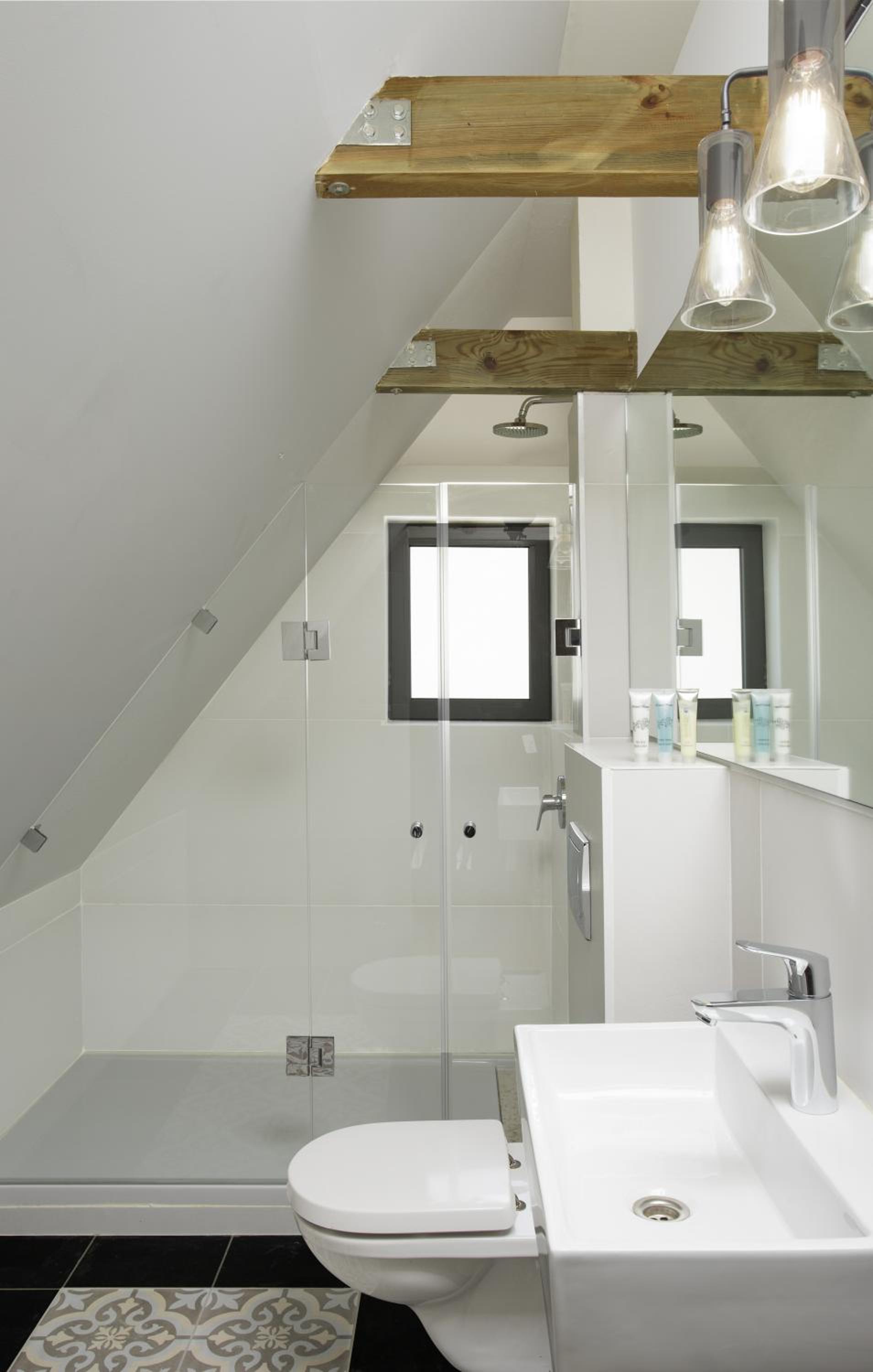Superior Suite with Spa Bath photo 2