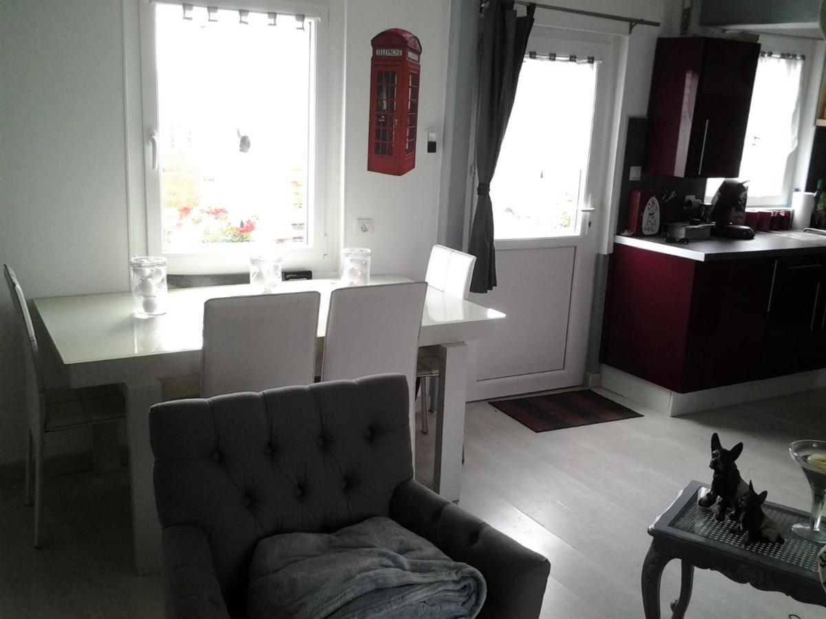 Two-Bedroom House - Photo 1
