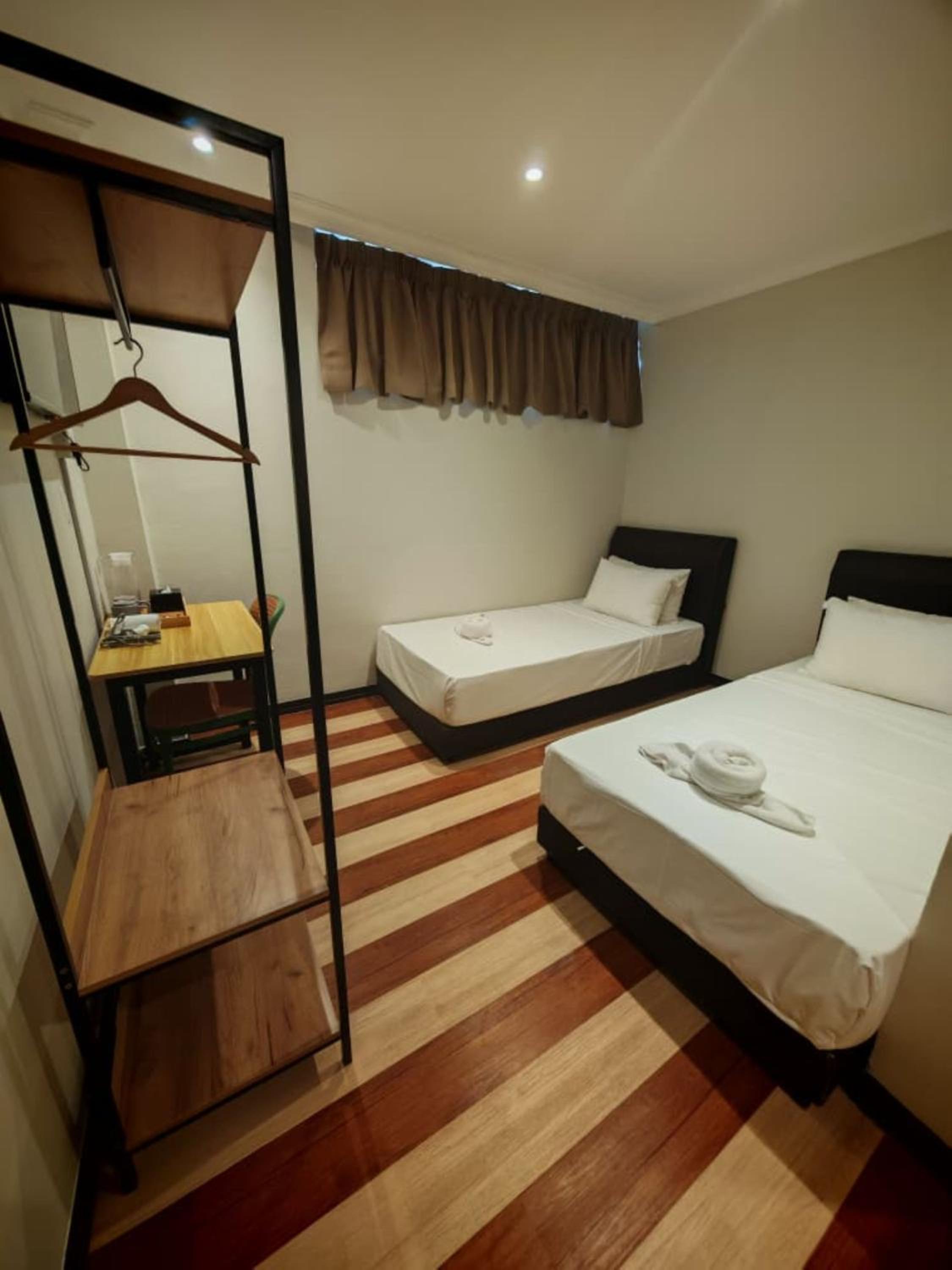 Deluxe Twin Room photo 3