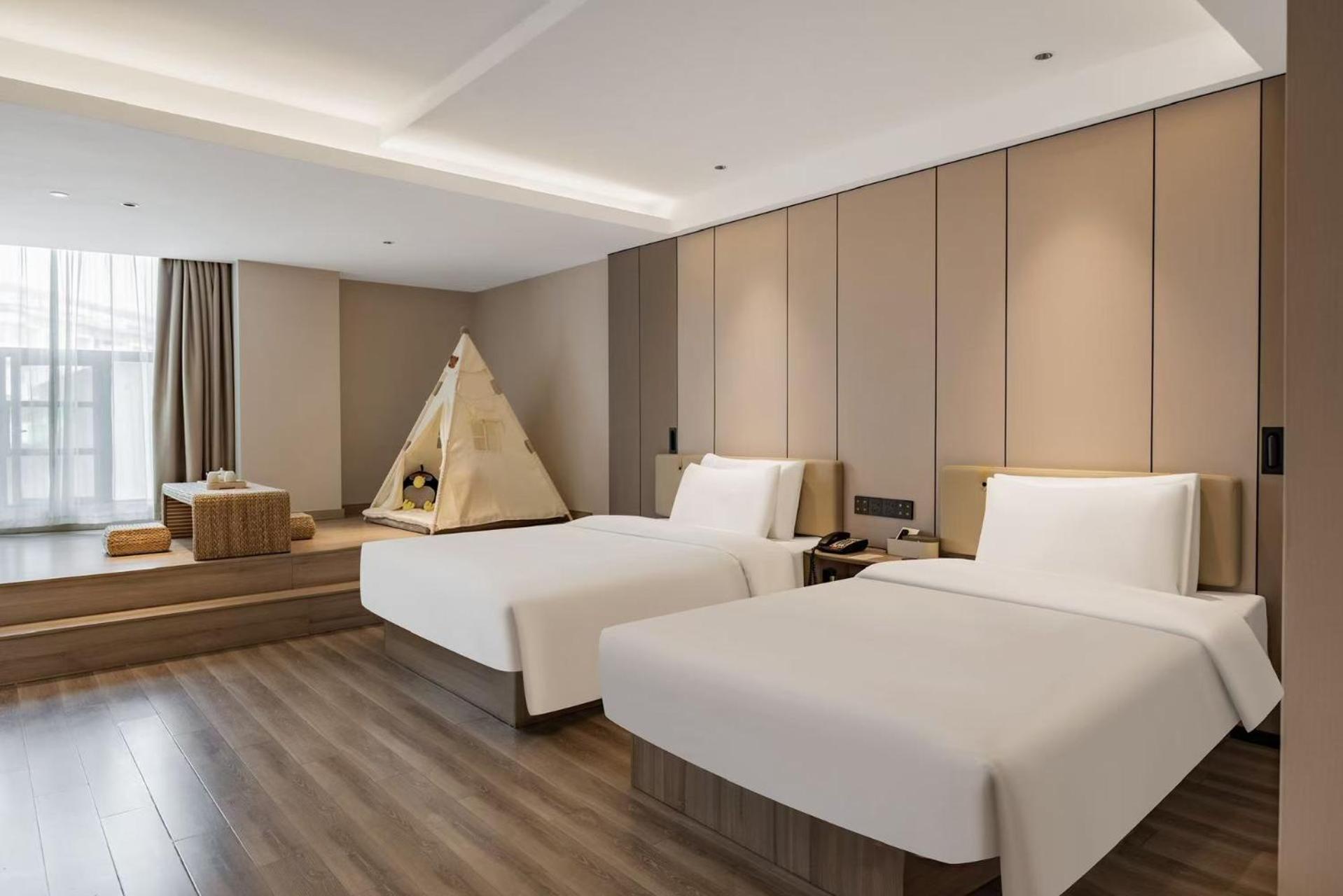 Jimu Loft Twin Room