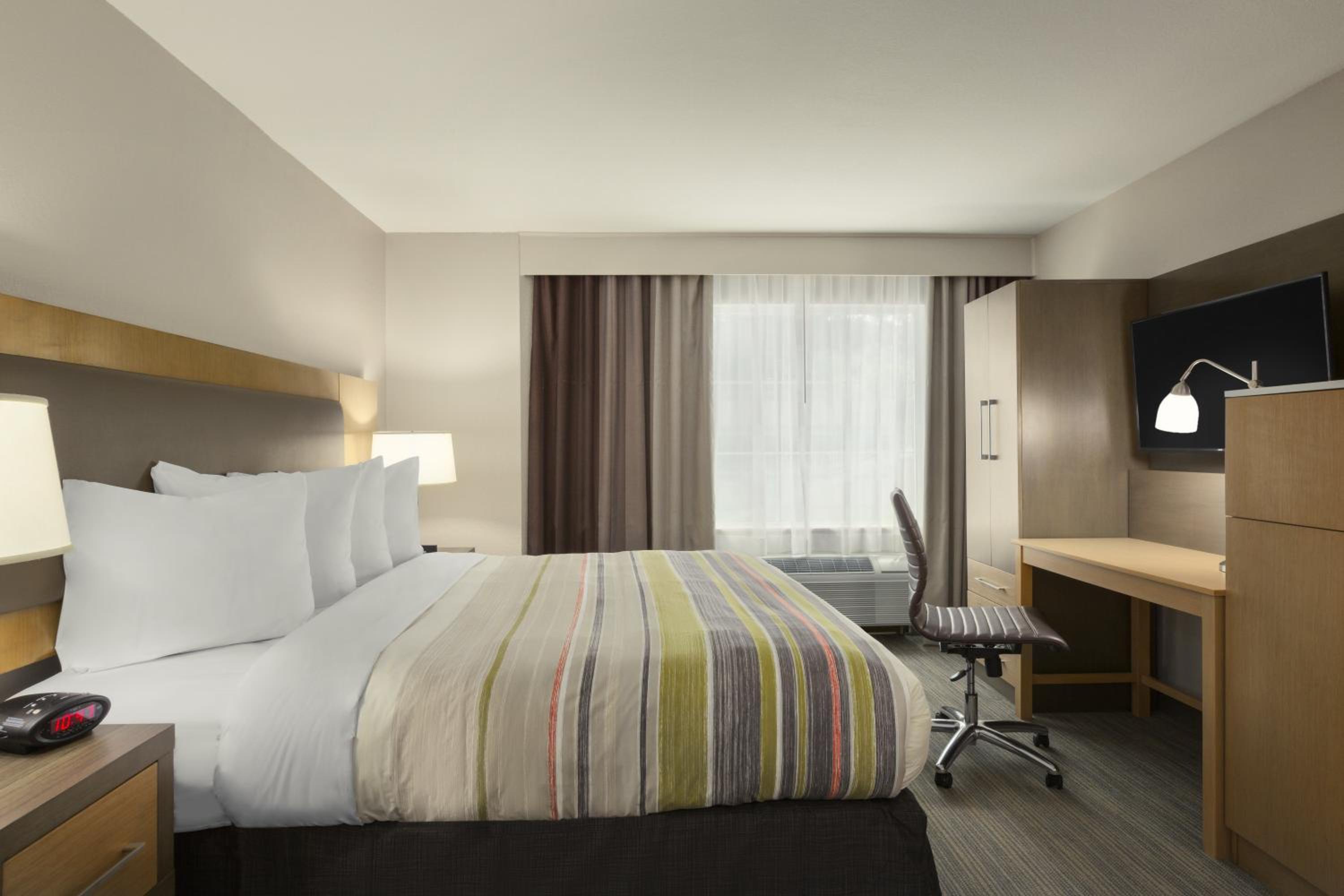 Guest King Room - Photo 3