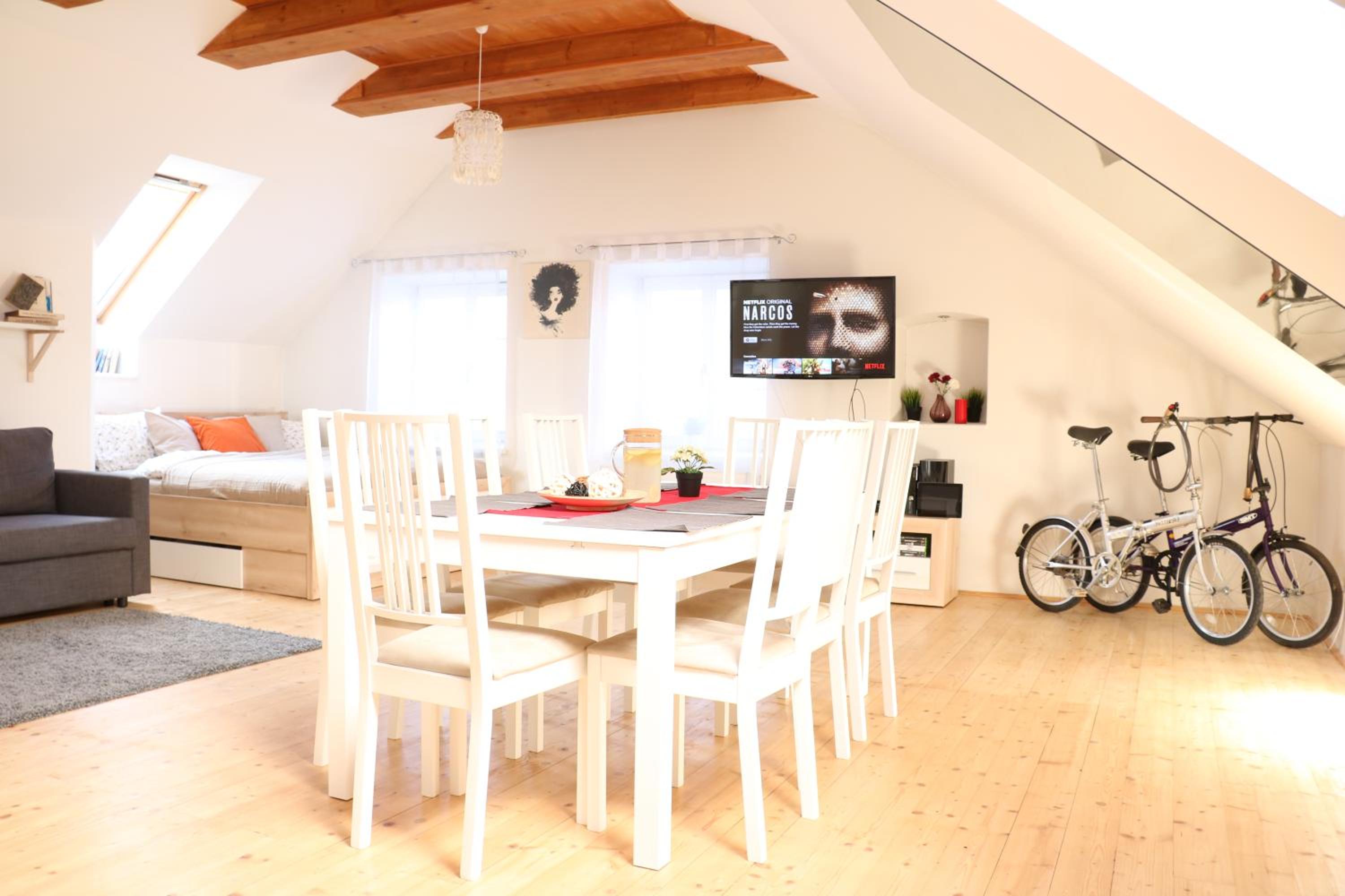 Two-Bedroom Apartment - Photo 4