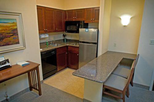 Two-Bedroom Suite With Four Double Beds - Non-Smoking - Photo 3