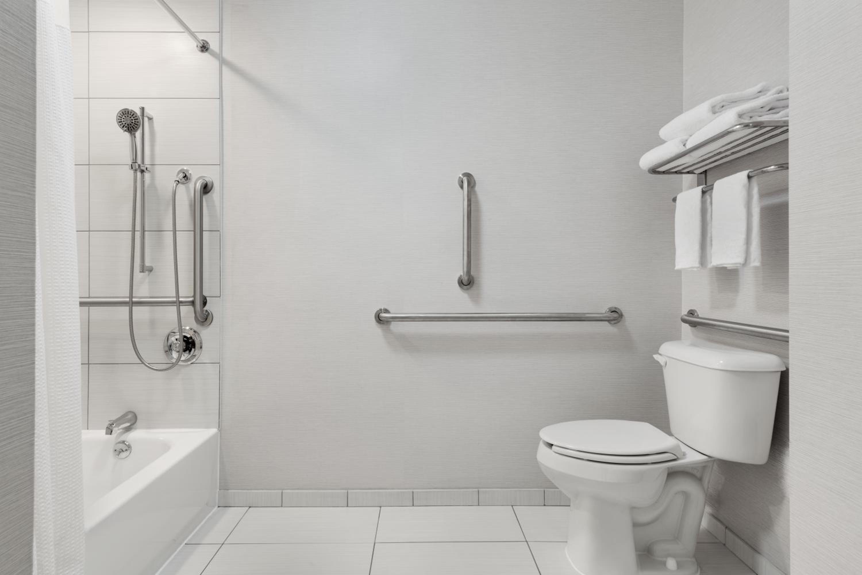 King Room with Sofa Bed and Adapted Tub - Mobility and Hearing Accessible