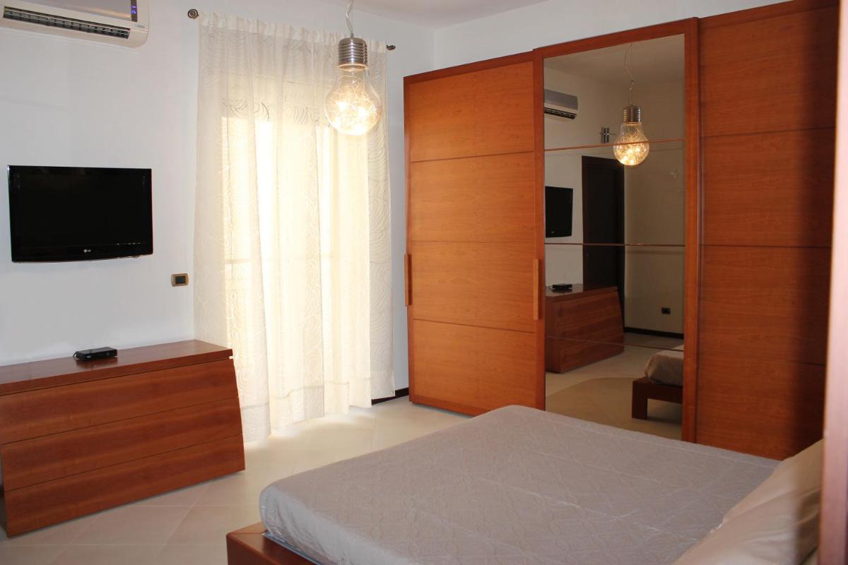 Deluxe Room (2 Adults + 1 Child) photo 1