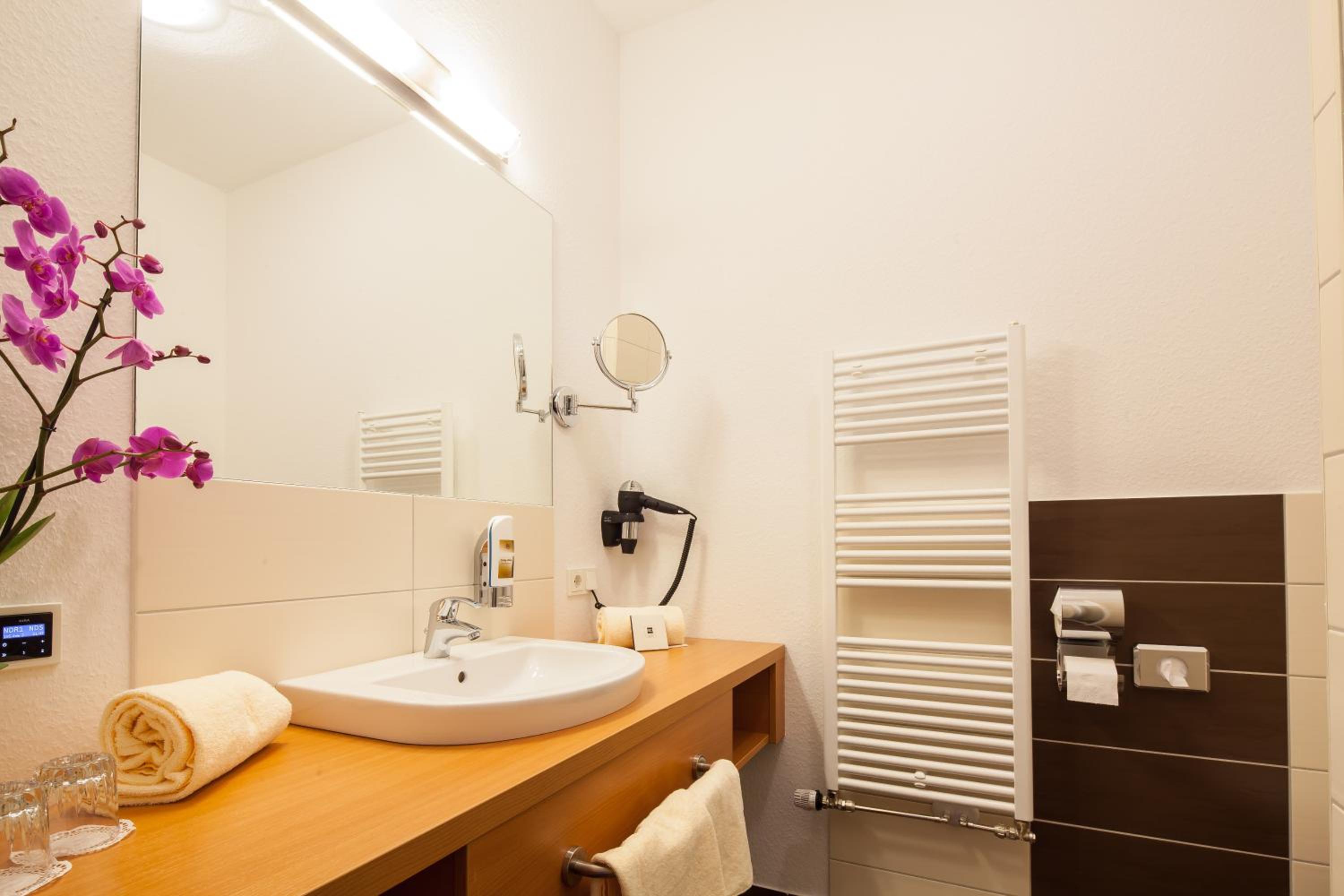 Double Room - Photo 7