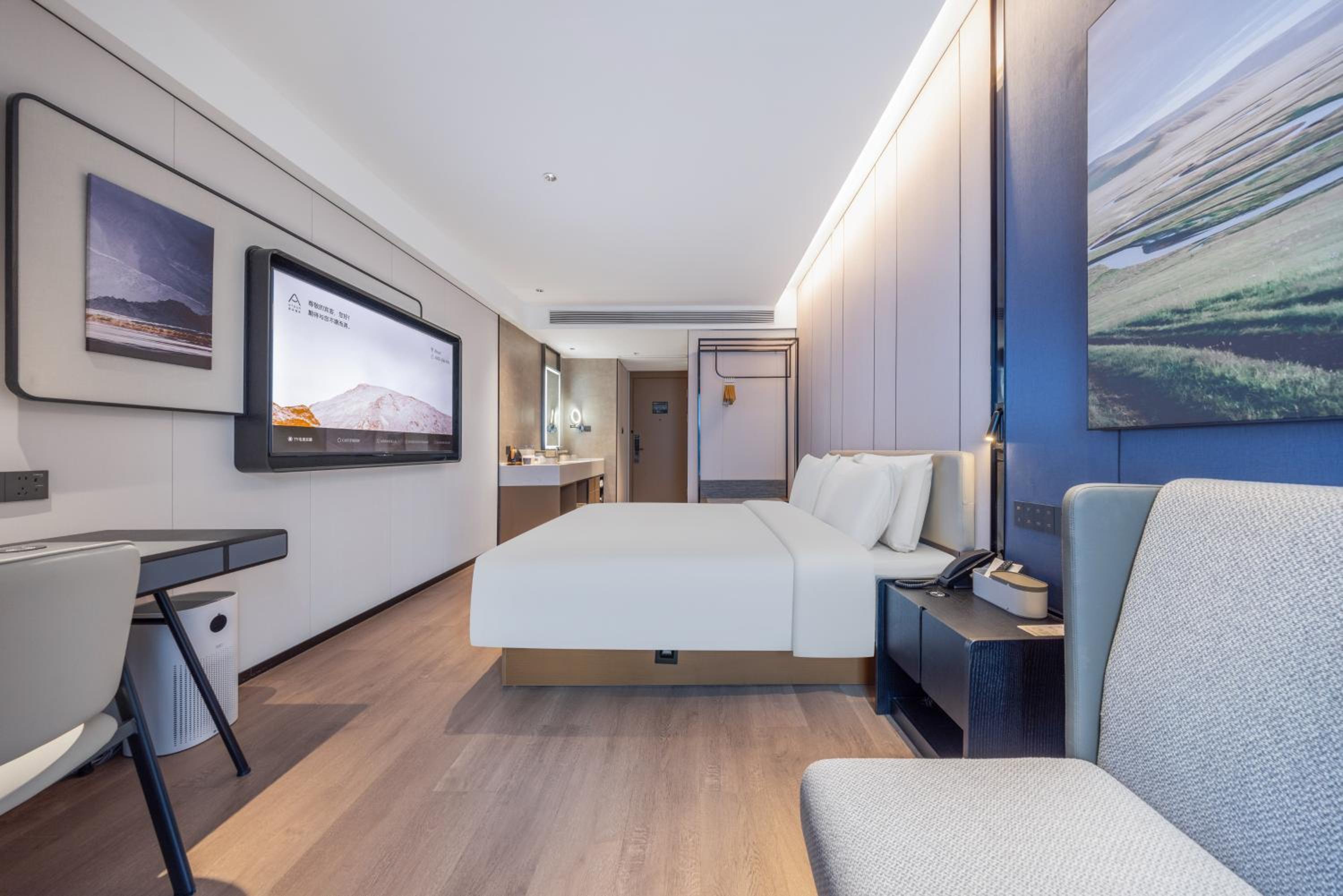 Elegant Double Room photo 3