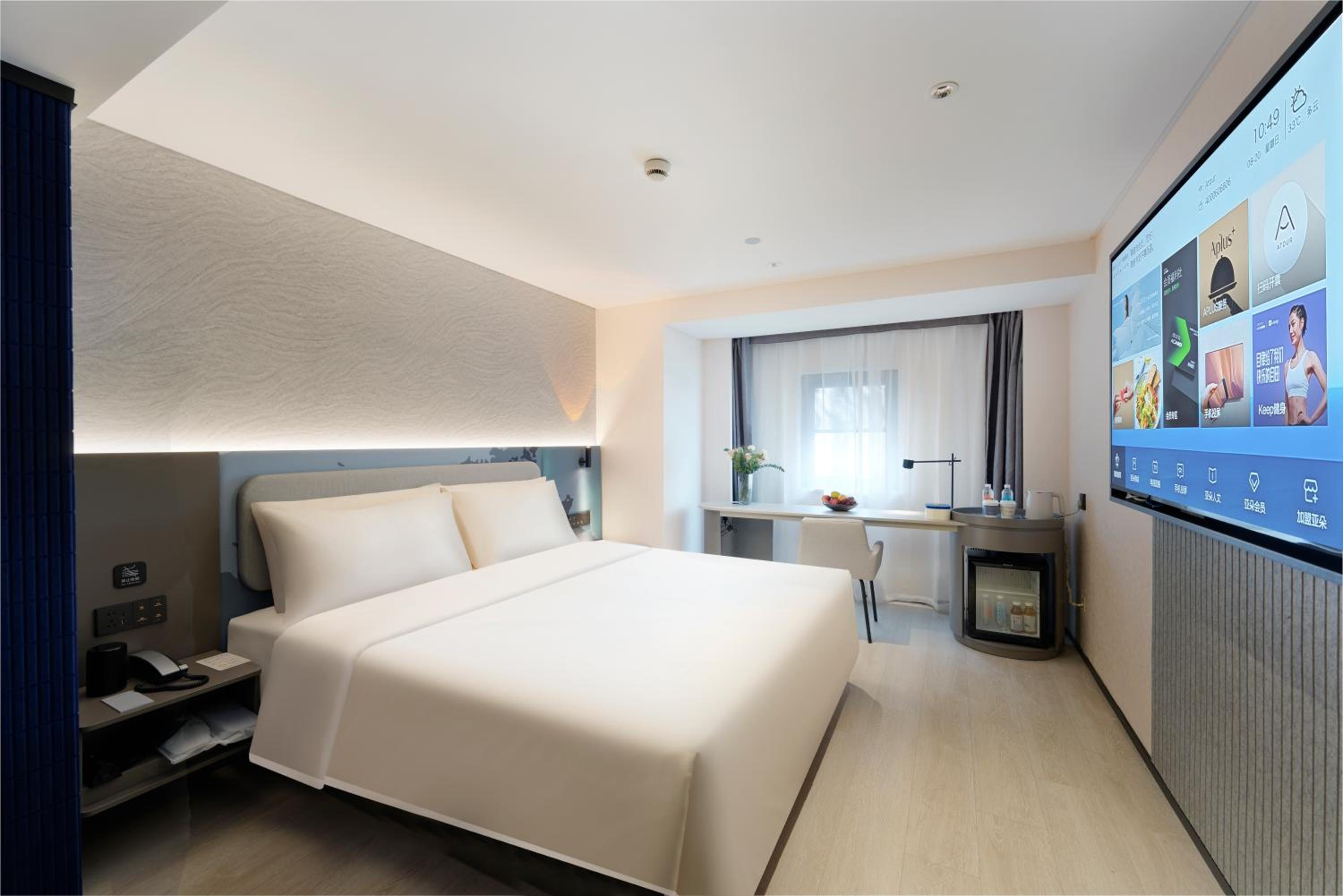 Comfort Queen Room photo 3