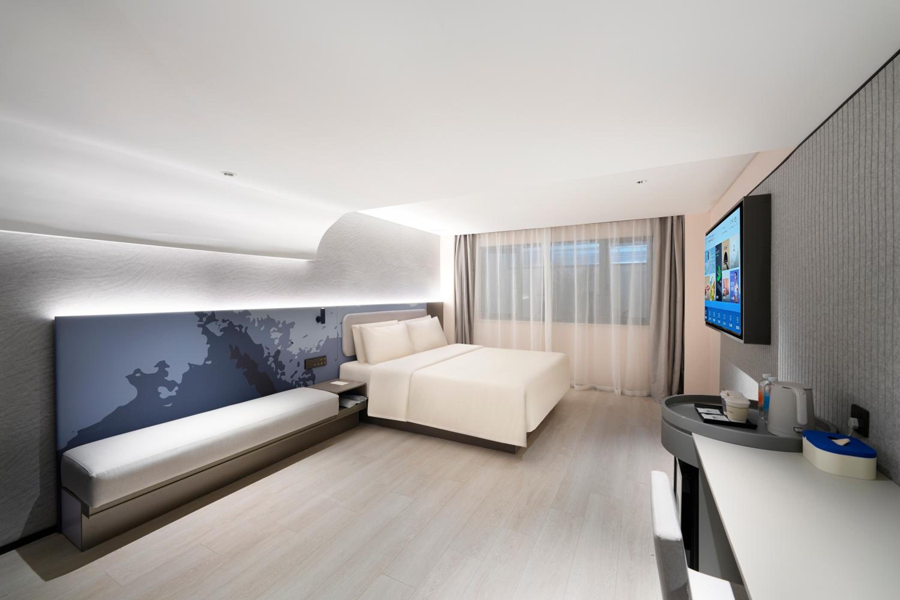 Comfort Queen Room photo 2