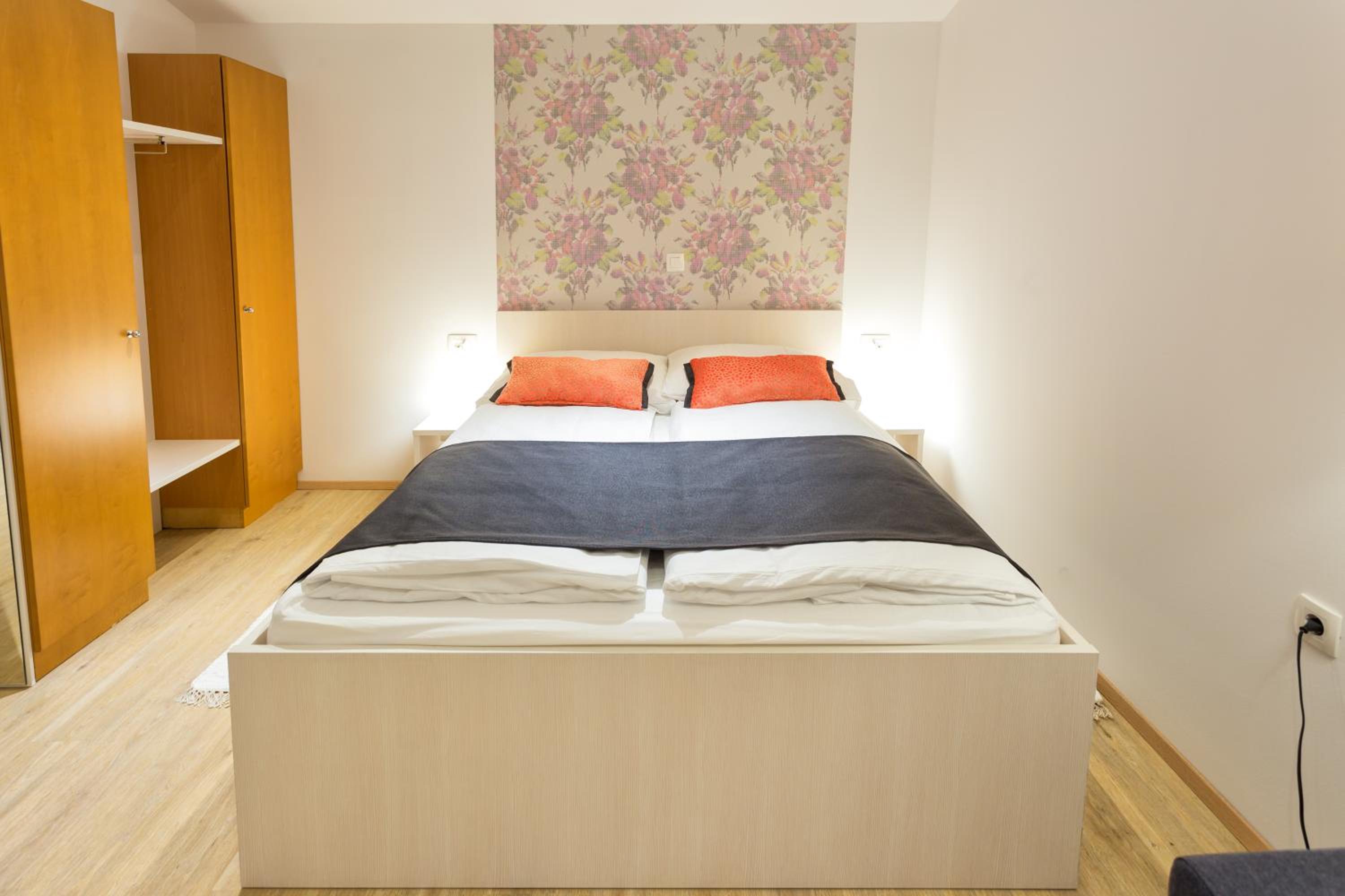 Studio Apartment photo 3