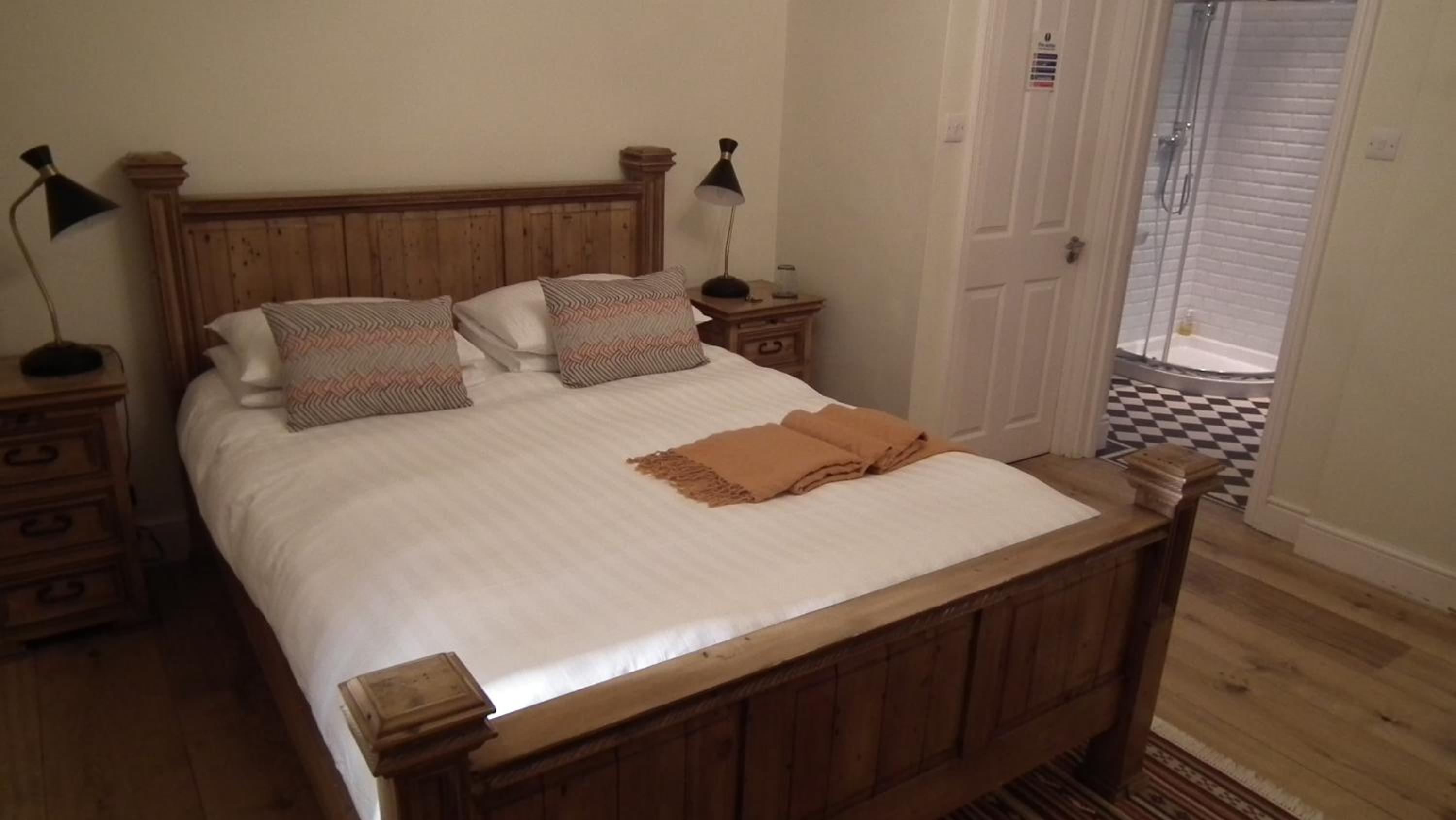 Classic Double Room - Photo 4