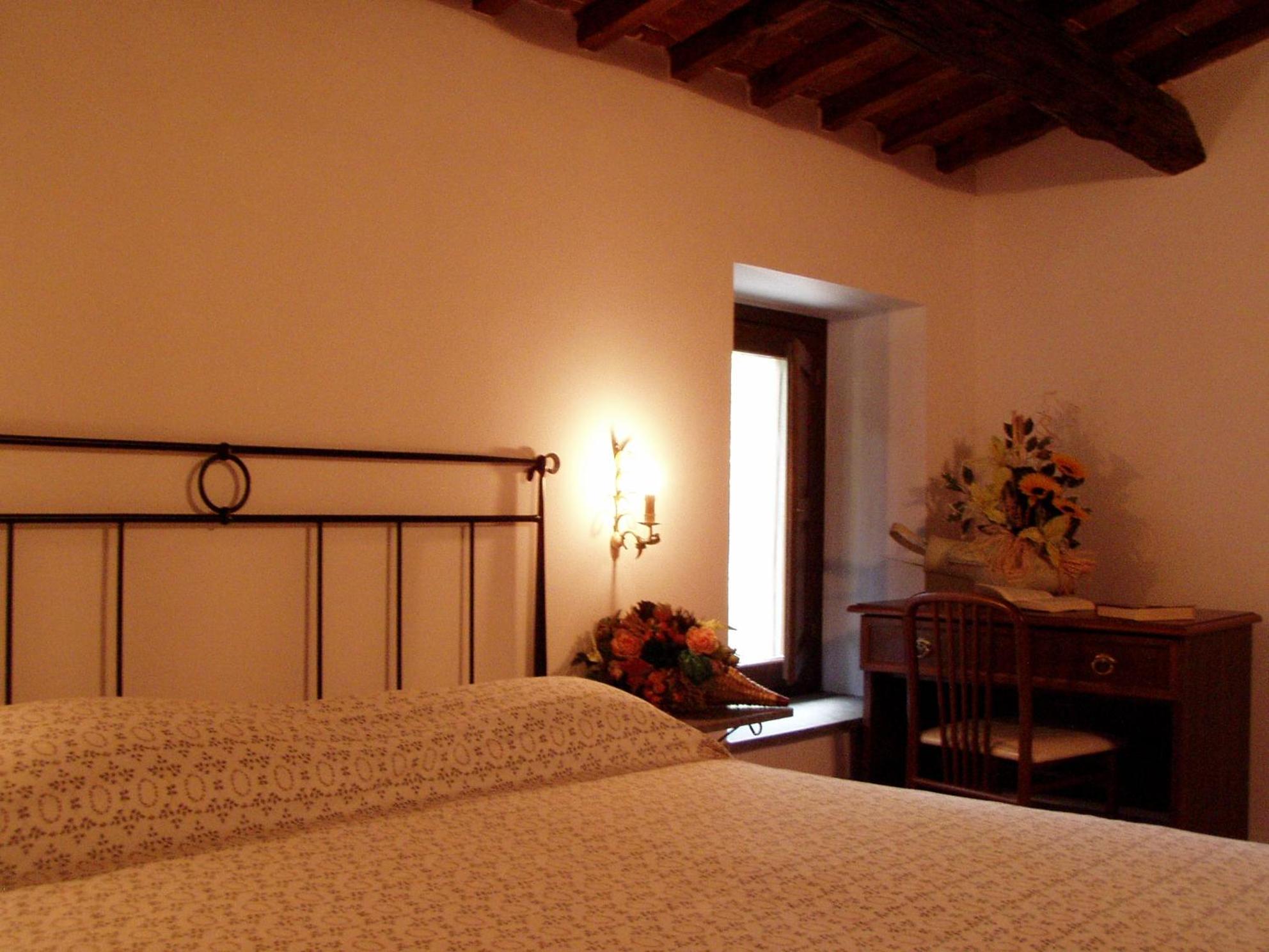 Small Double Room photo 2