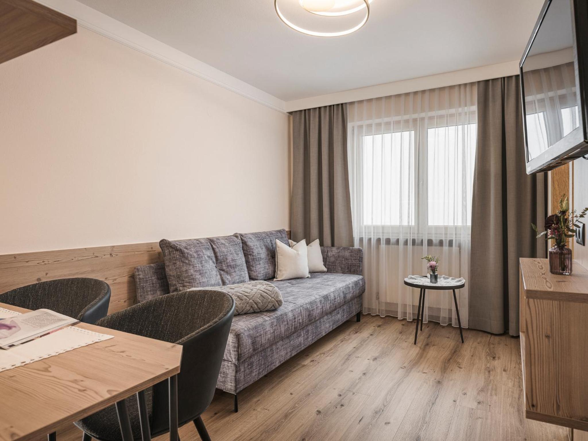 Deluxe Triple Room photo 2